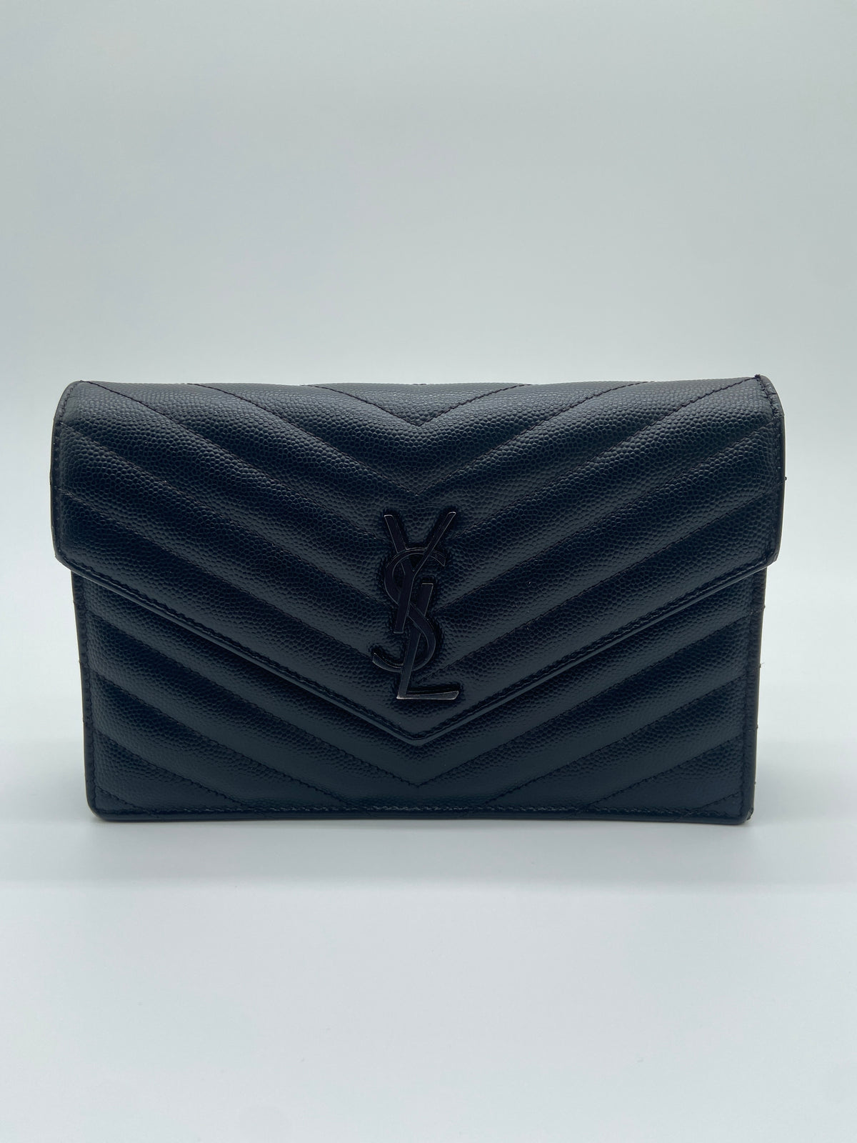 Saint Laurent Cassandre Envelope Chain wallet in black grain de poudre matelassé textured-leather with black hardware image 2