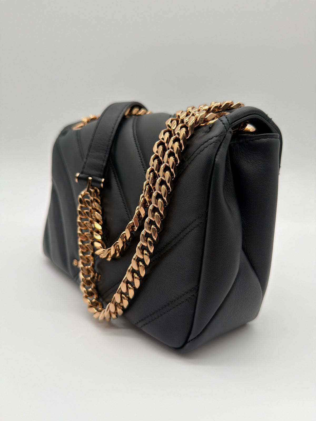 Bvlgari black quilted leather Serpenti Cabochon image 4