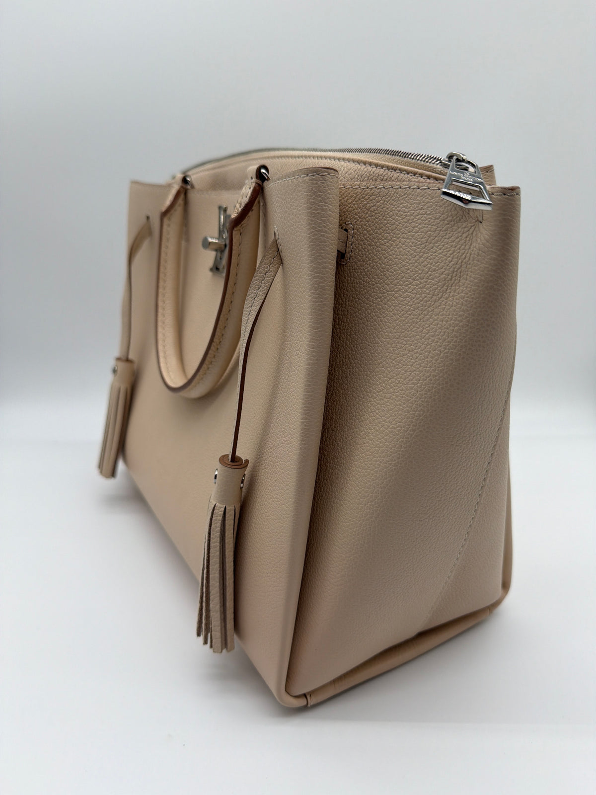 Louis Vuitton Lockmeto tote image 2