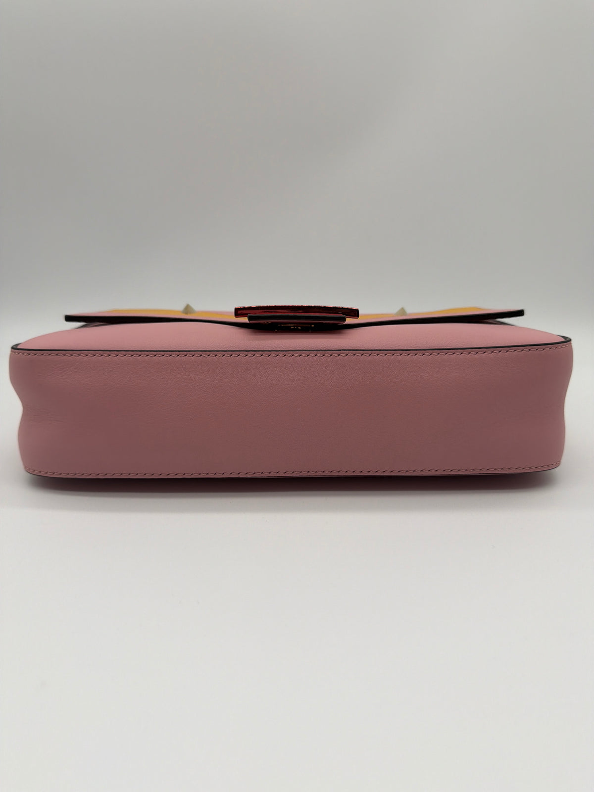 Fendi Baguette limited-edition "Fendi Eyes" Capsule Collection in pink image 7