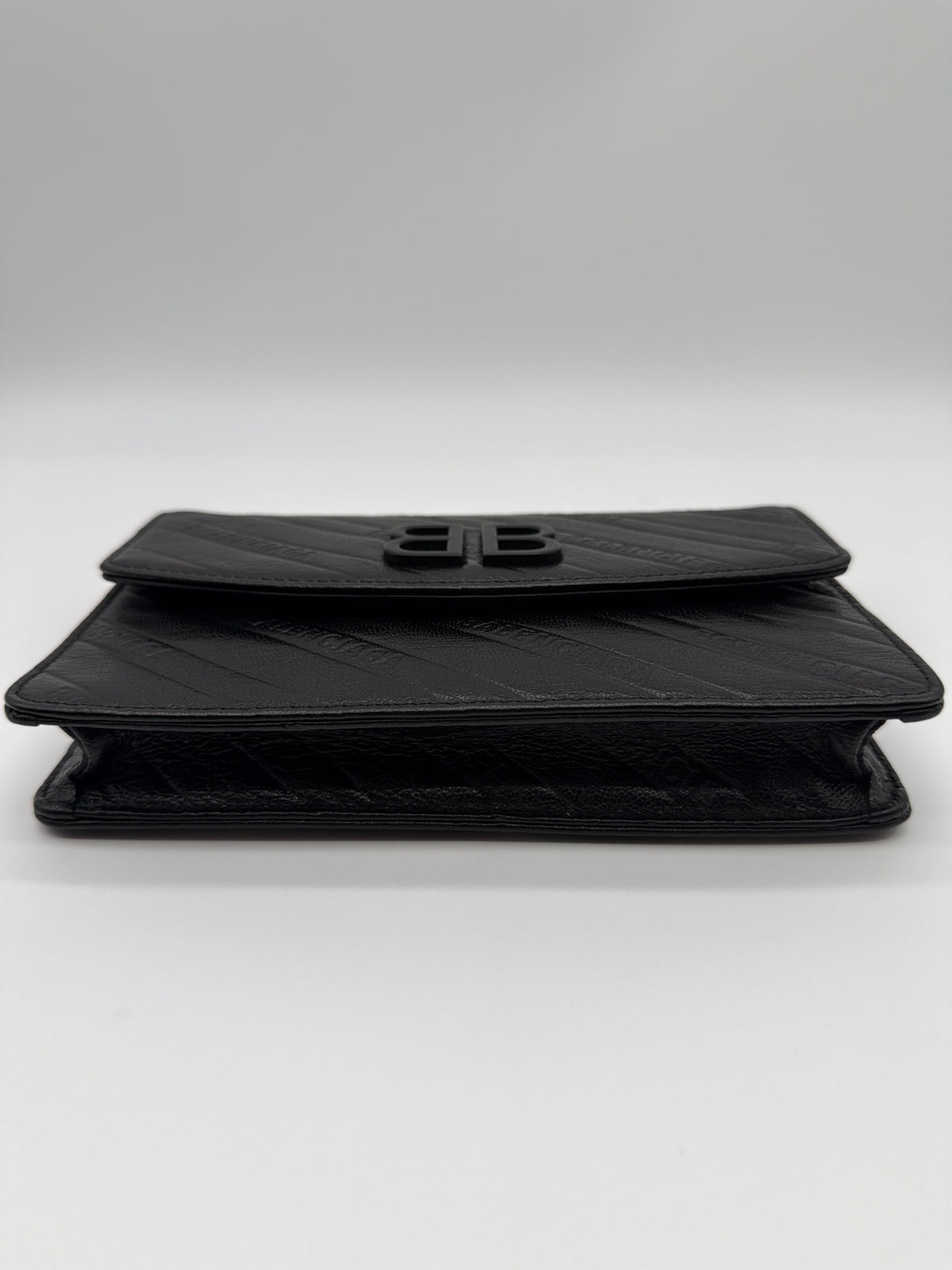 Balenciaga Shiny Goatskin Logo Embossed Monochrome BB Wallet on Chain image 5