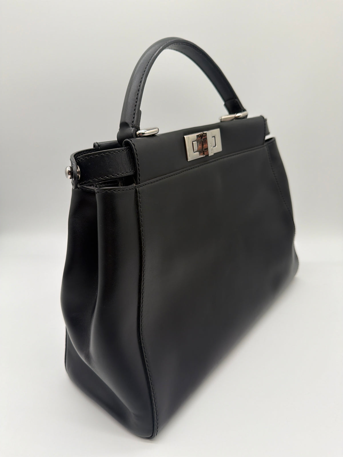 Fendi Monsters Peekaboo bag in black leather image 4