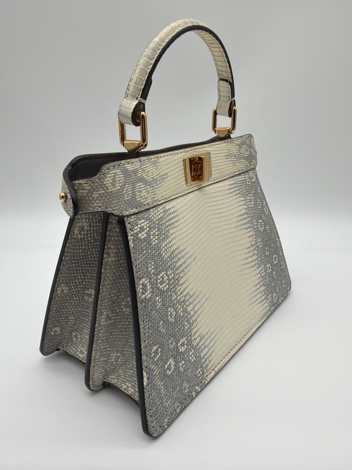 Fendi Lizard Togo Lucido Petite Peekaboo ISeeU image 4