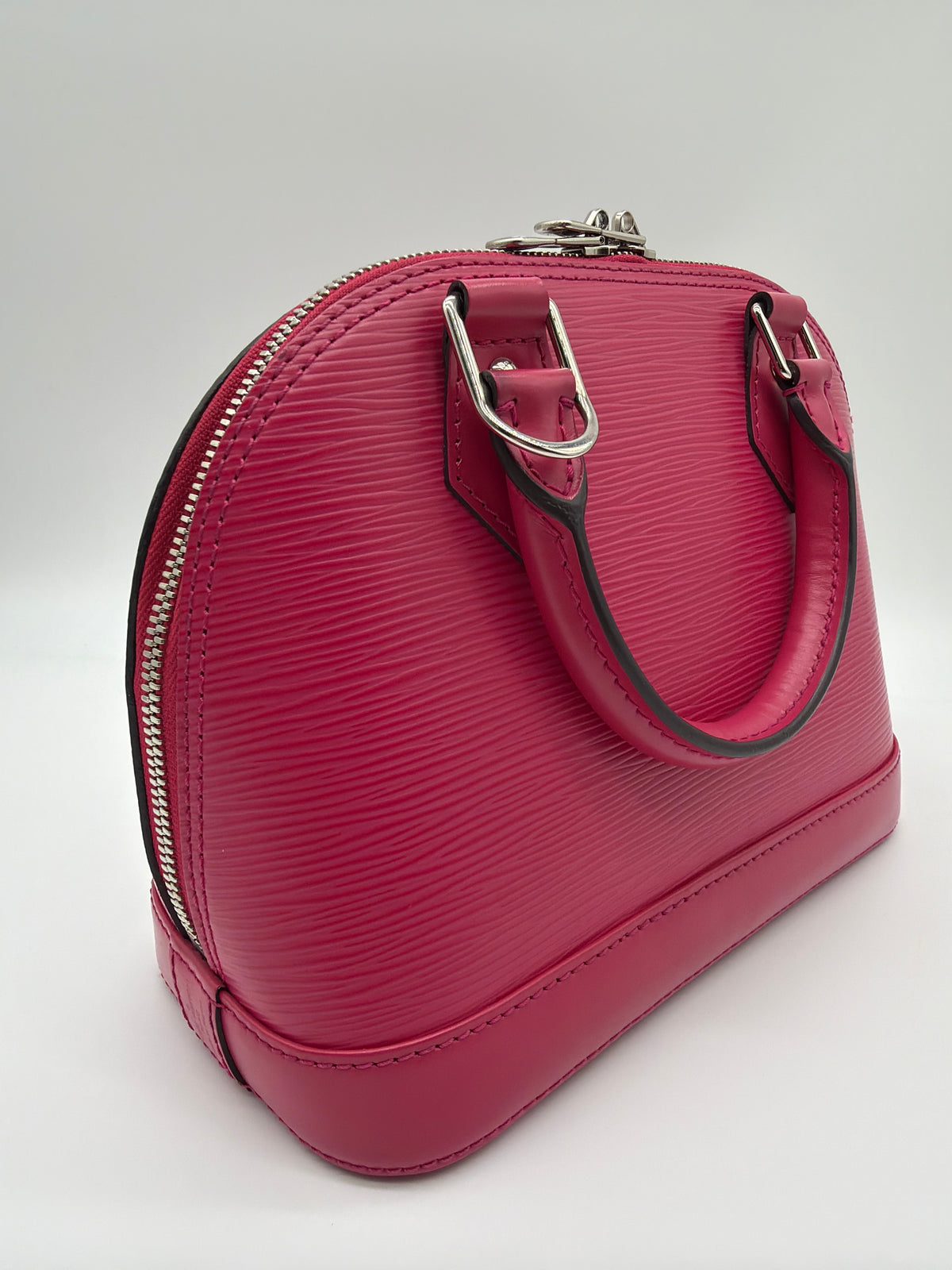 Louis Vuitton Epi Alma BB image 4