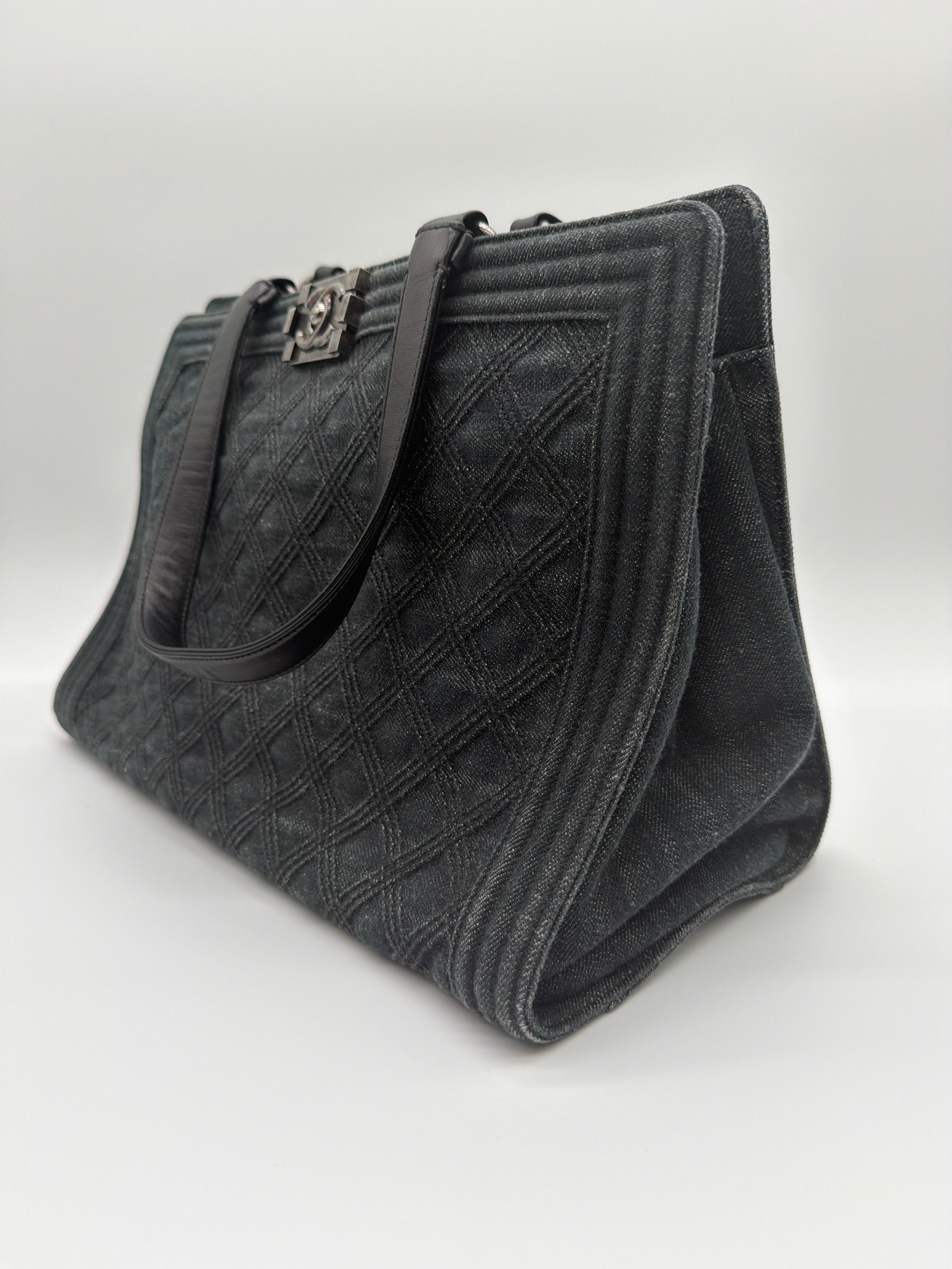 Chanel Denim Boy Shopping Tote from the 2015-2016 collection — image 2