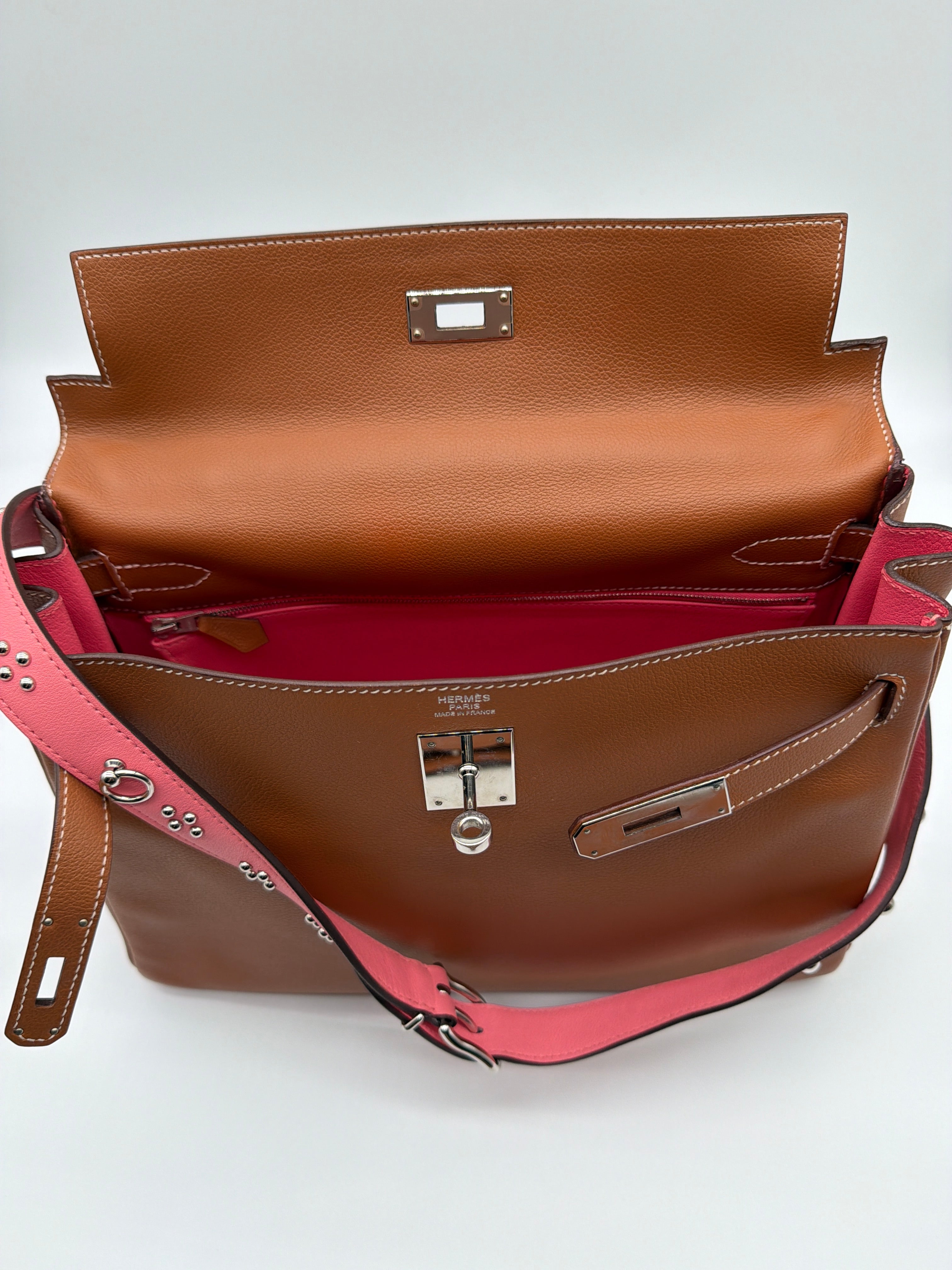 Hermès Kelly Retourne 32 in Gold Togo — image 2