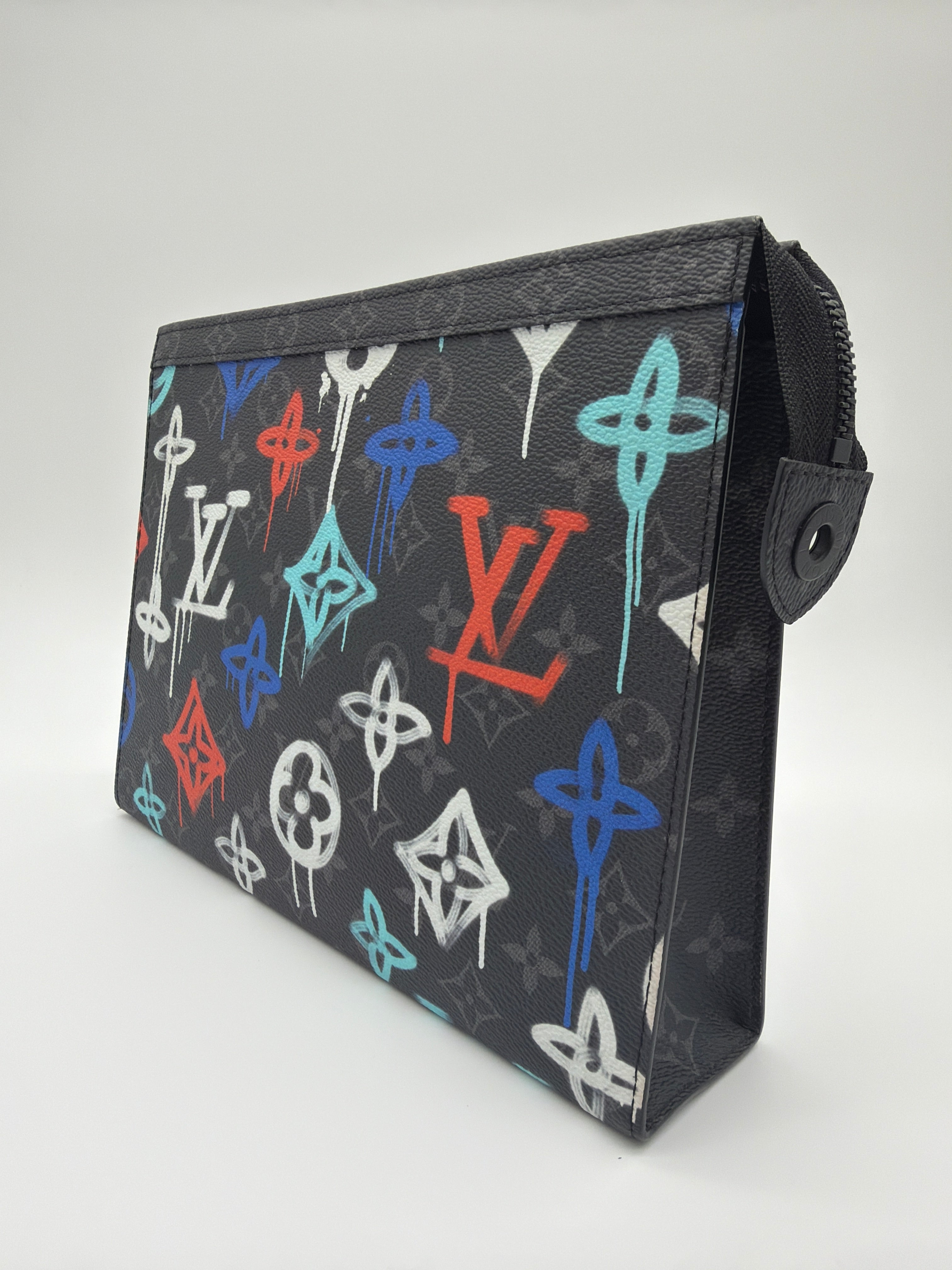 Louis Vuitton Pochette Voyage MM — image 2