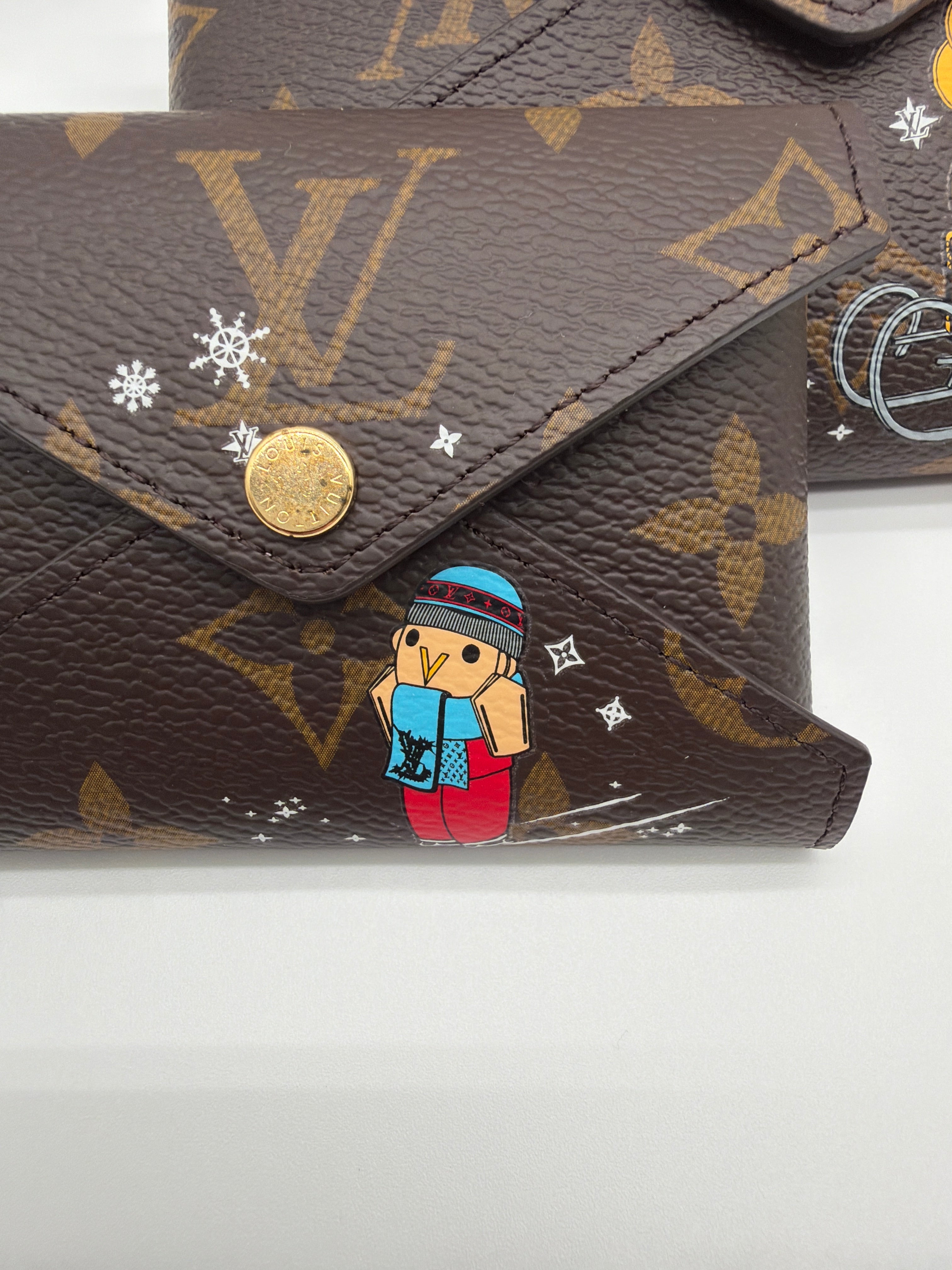 Louis Vuitton 2023 Christmas Animation Kirigami Pochette — image 4