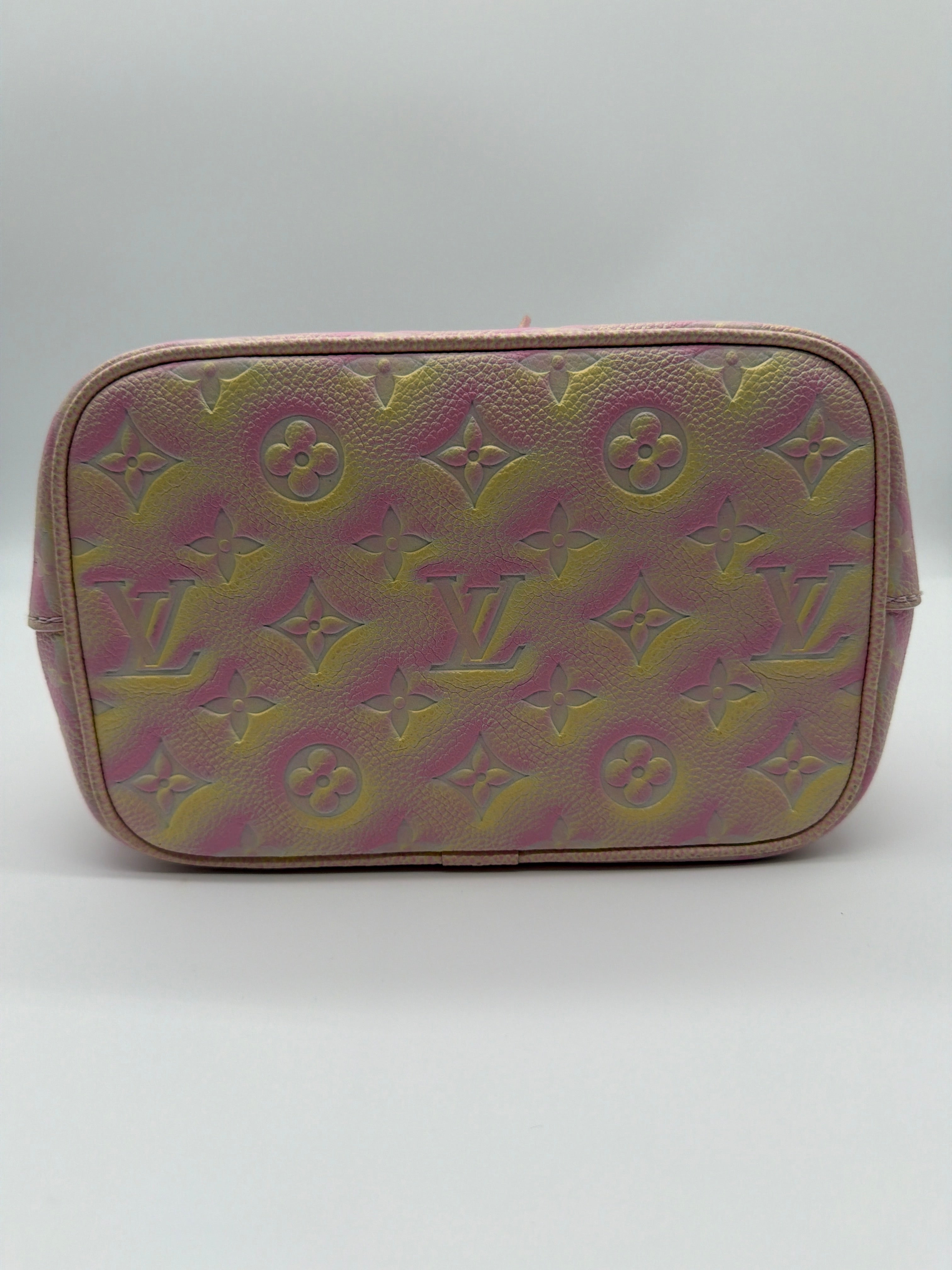 Louis Vuitton NéoNoé BB in Pink Monogram Empreinte Summer Stardust — image 7