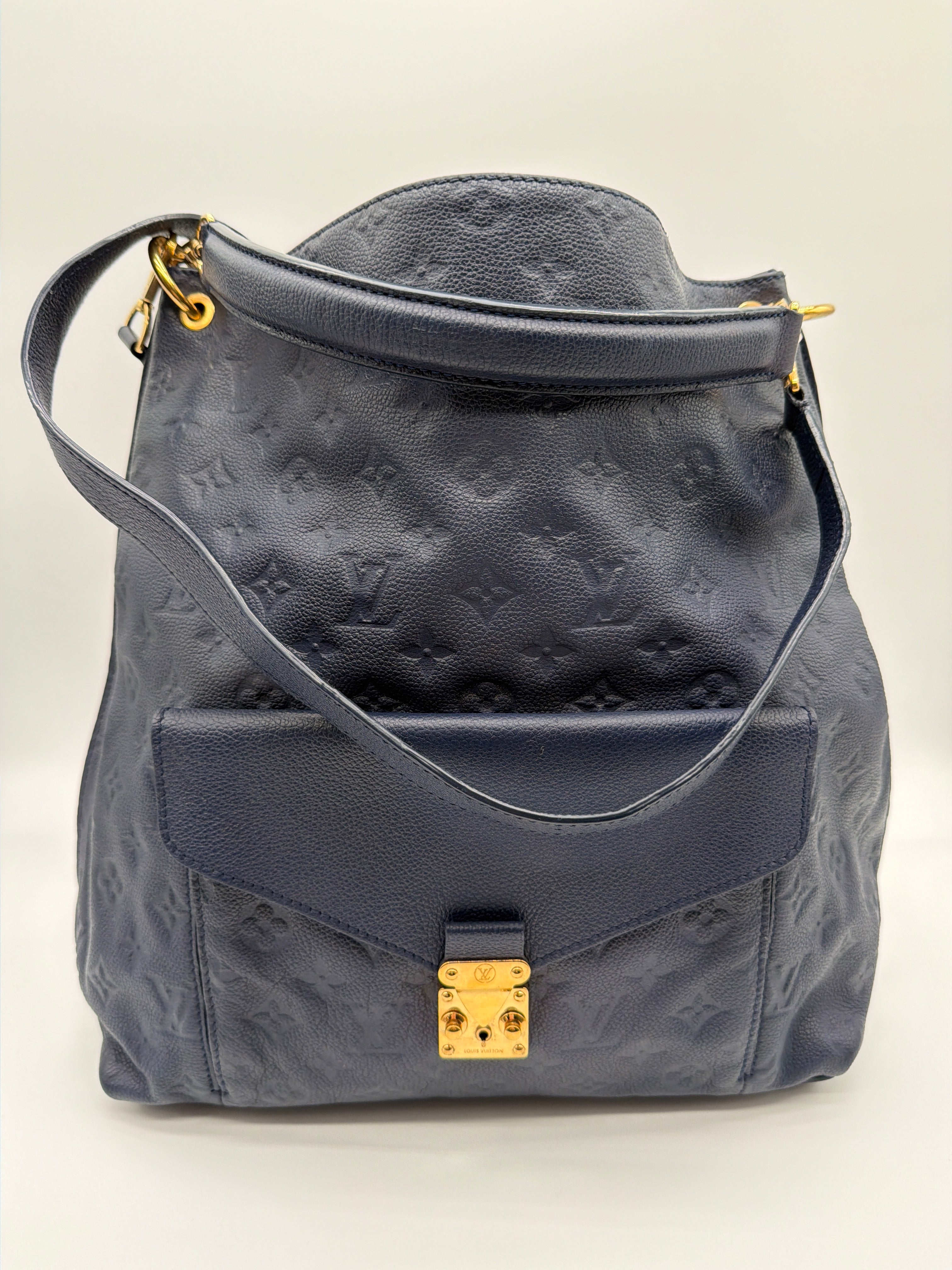 Louis Vuitton Hobo Métis in dark navy blue - image 1