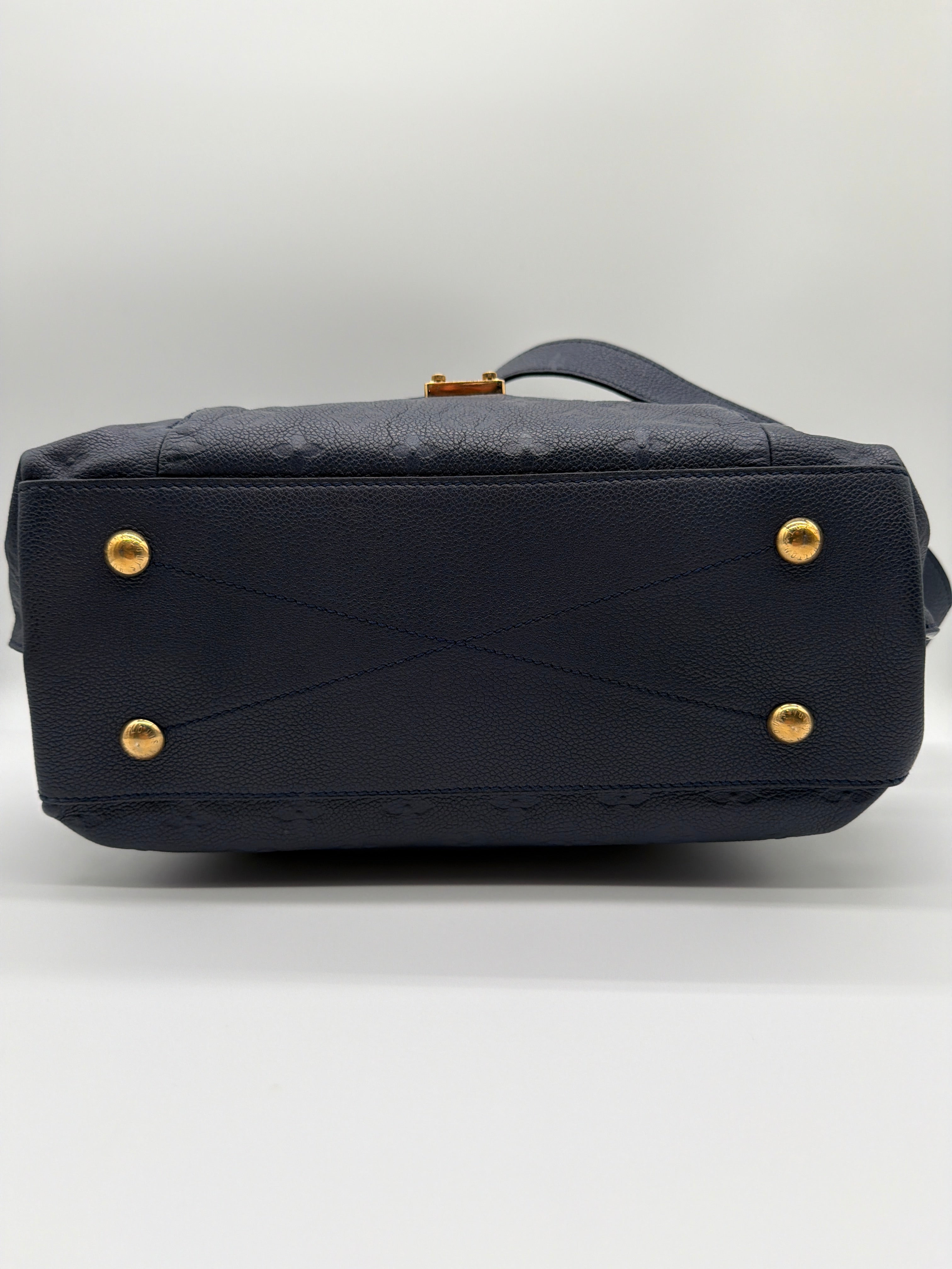 Louis Vuitton Hobo Métis in dark navy blue - image 4