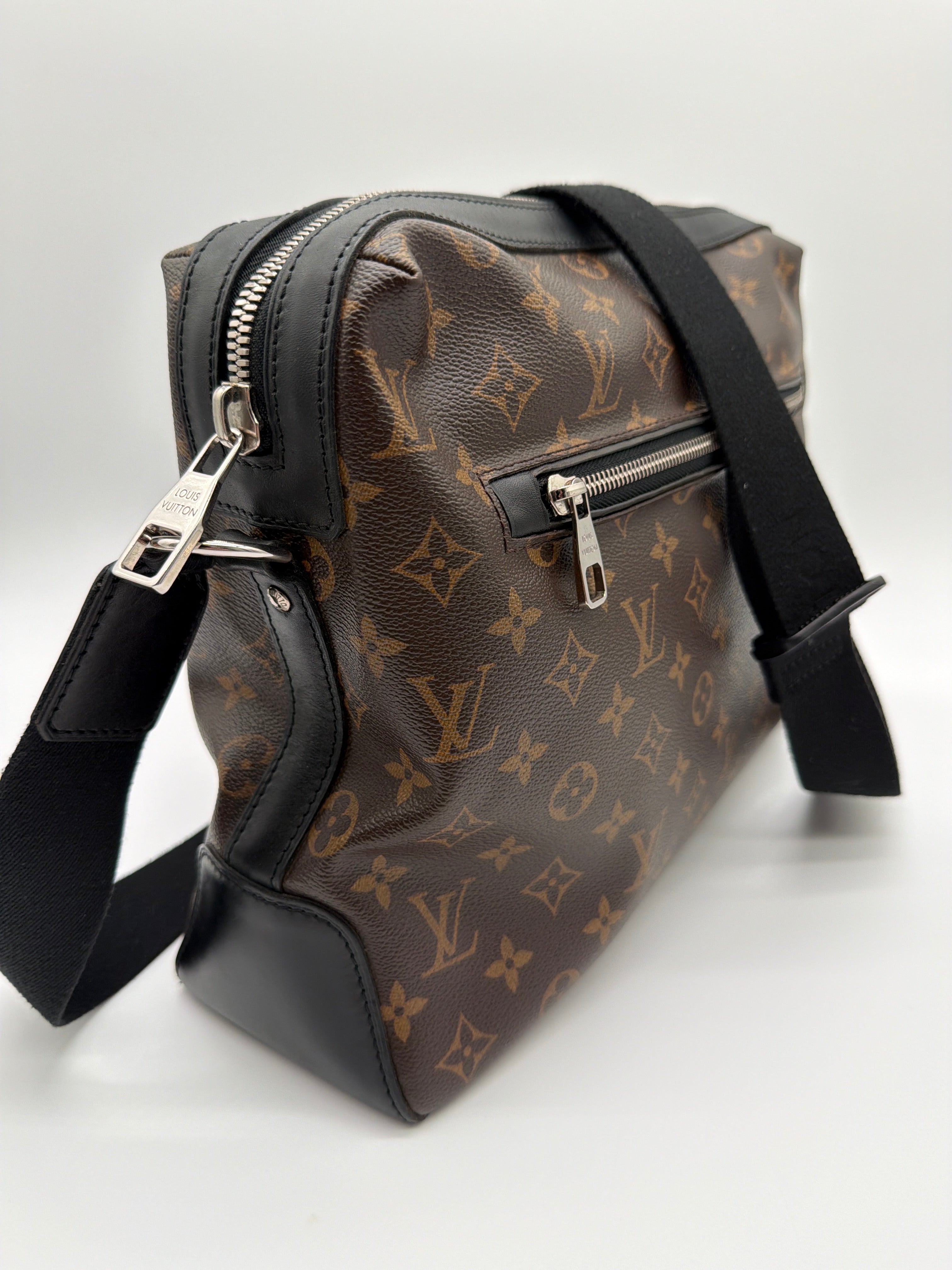Louis Vuitton Monogram Macassar Torres Messenger — image 3