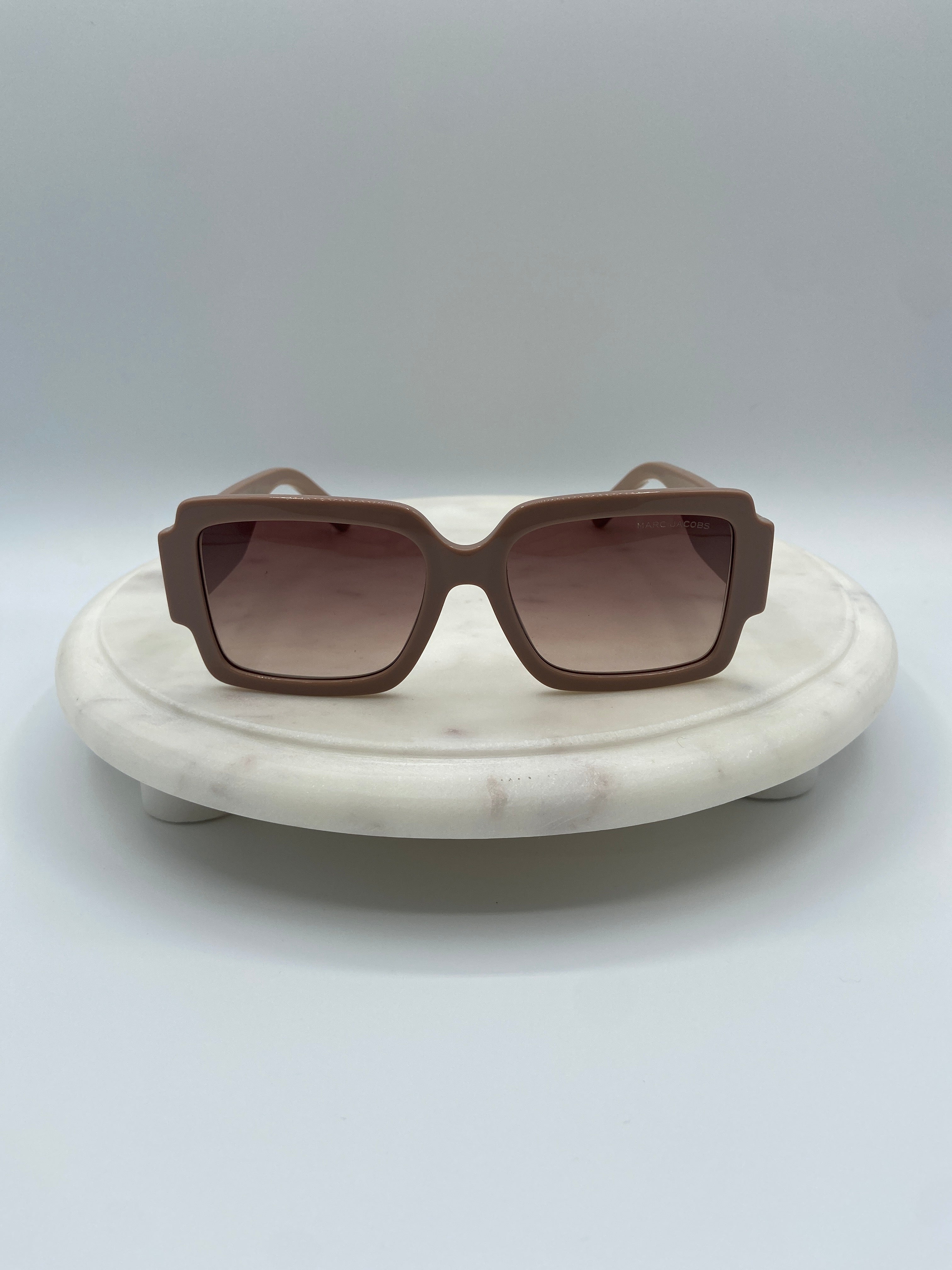 Marc Jacobs Oversized Square Sunglasses – Nude Frame with Gradient Brown Lenses