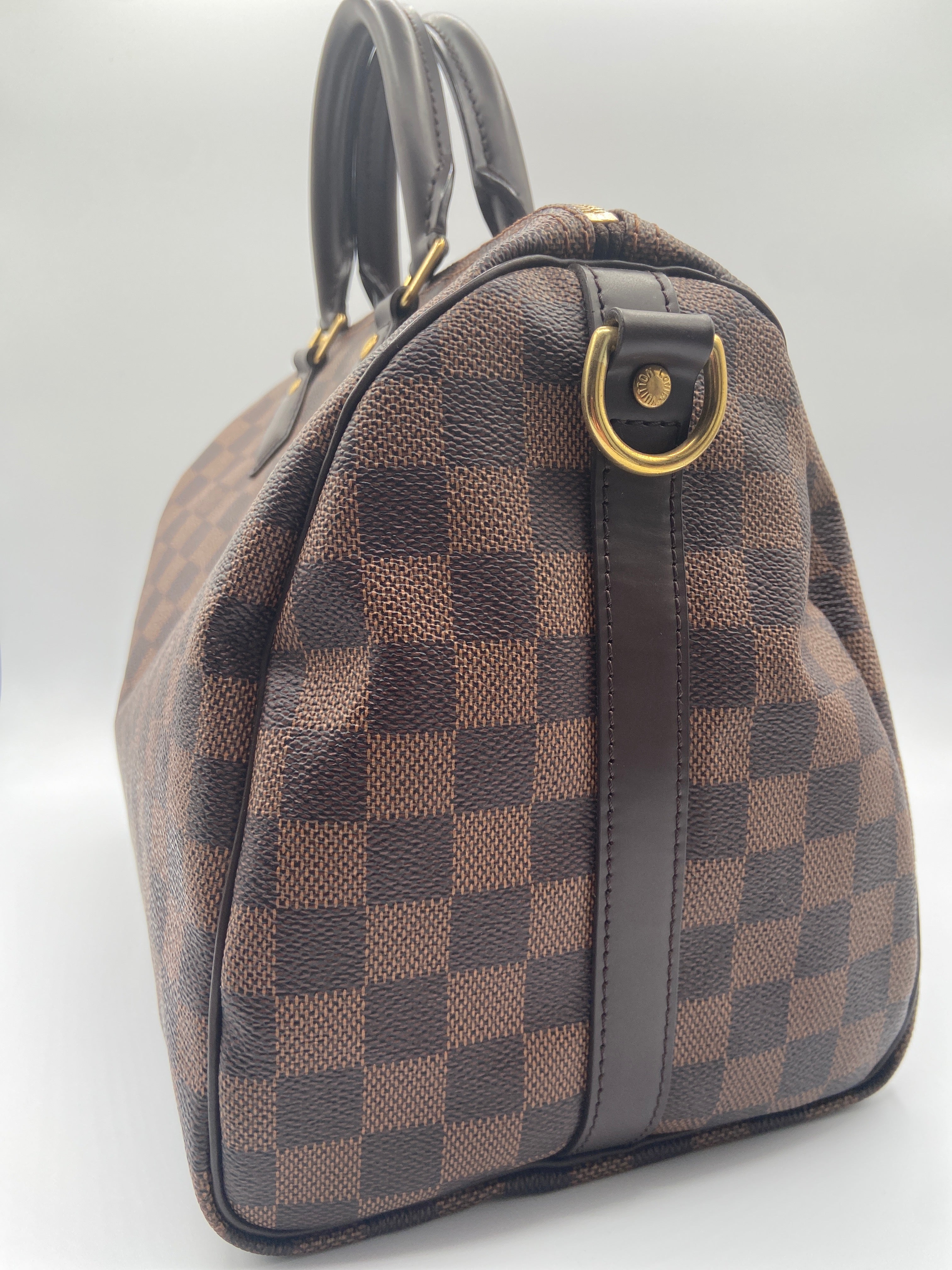 Pre-owned Louis Vuitton Speedy Bandoulière 30 in Damier Ebene with Gold Hardware (Entrupy Certified)