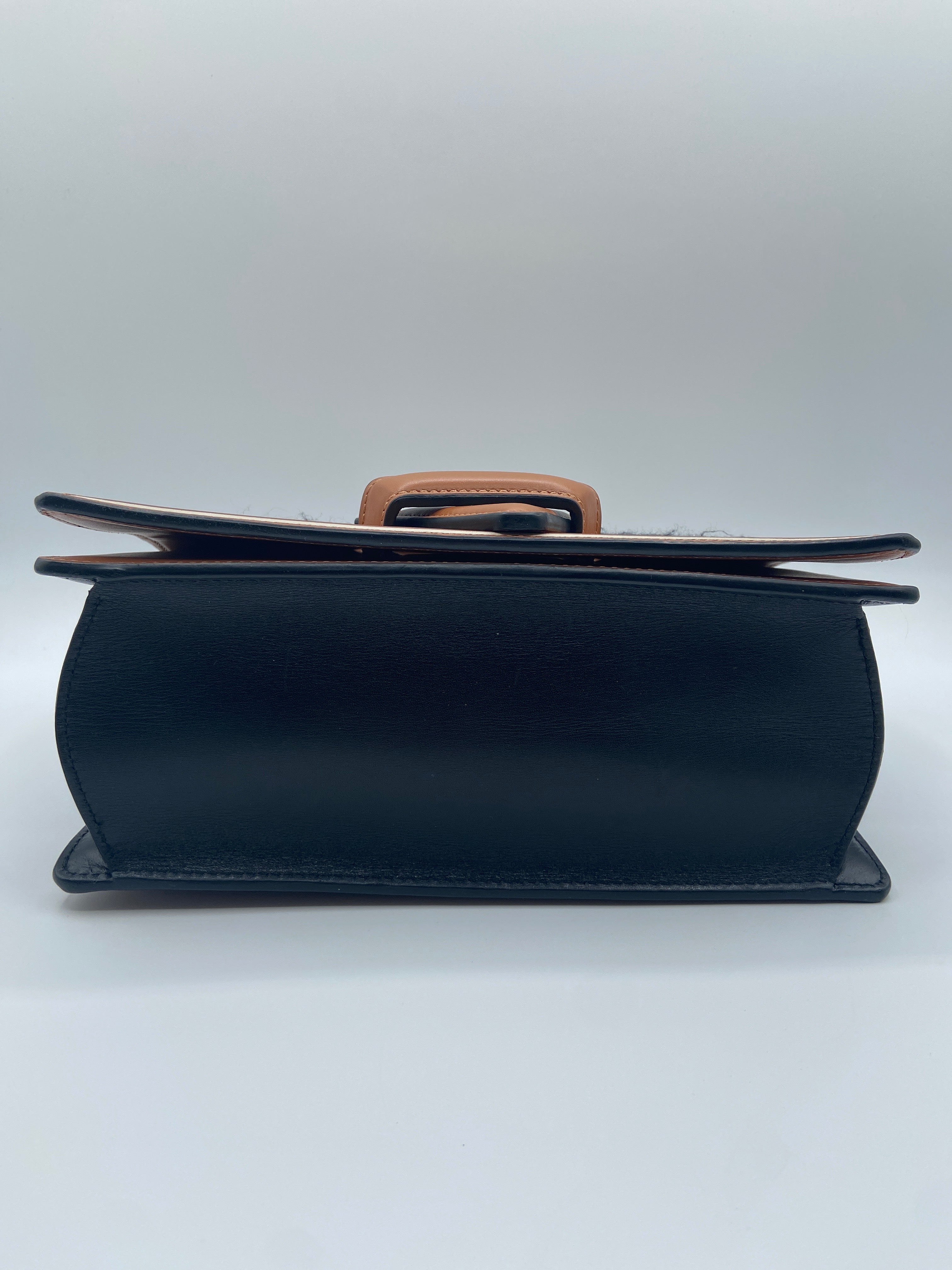 Pre-owned Loewe Puzzle Wallet on Chain in Tan Leather with Knit Wool Panel (Entrupy Certified)