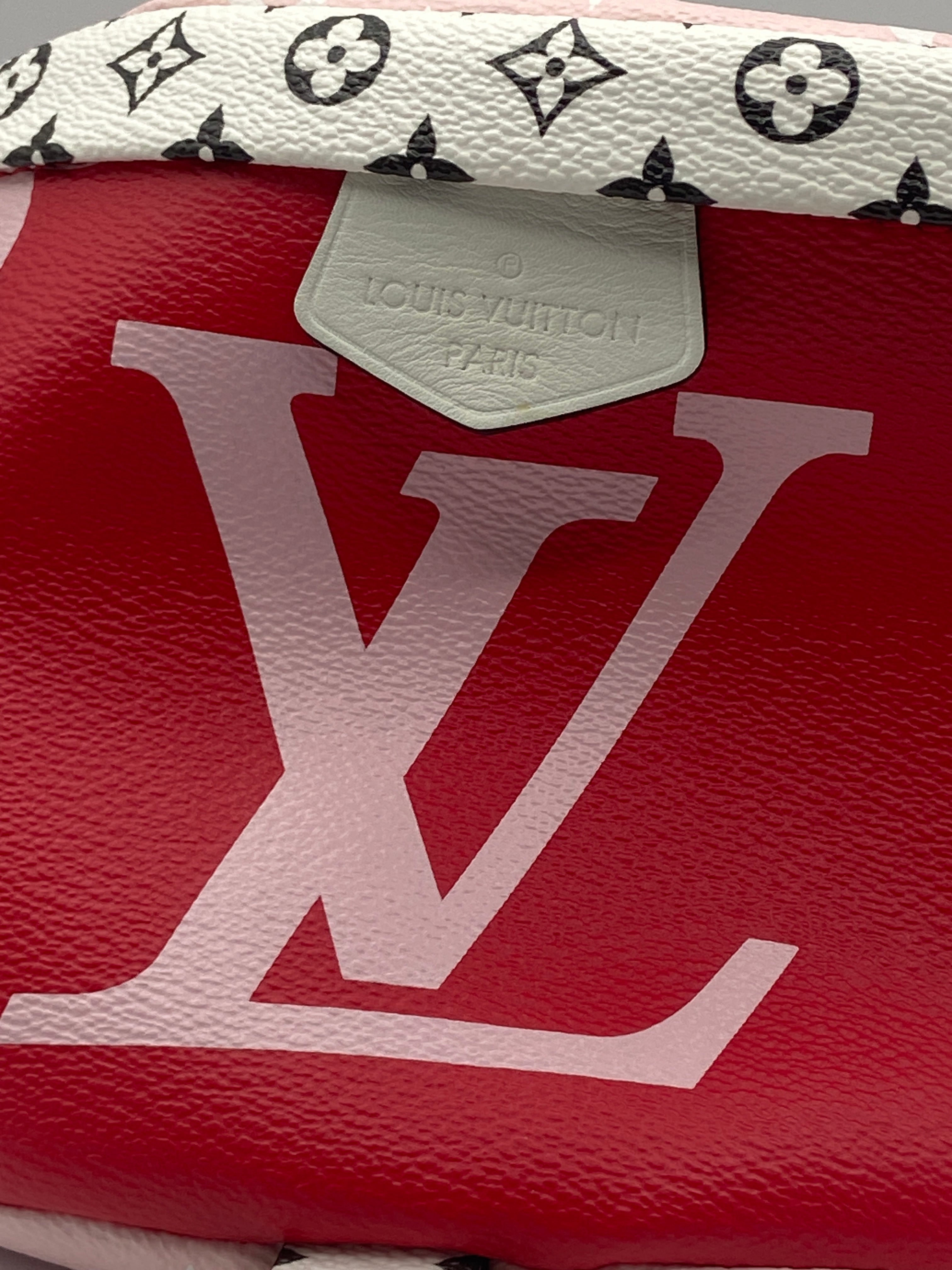 Louis Vuitton Monogram Giant Bumbag – Rouge/Red Canvas