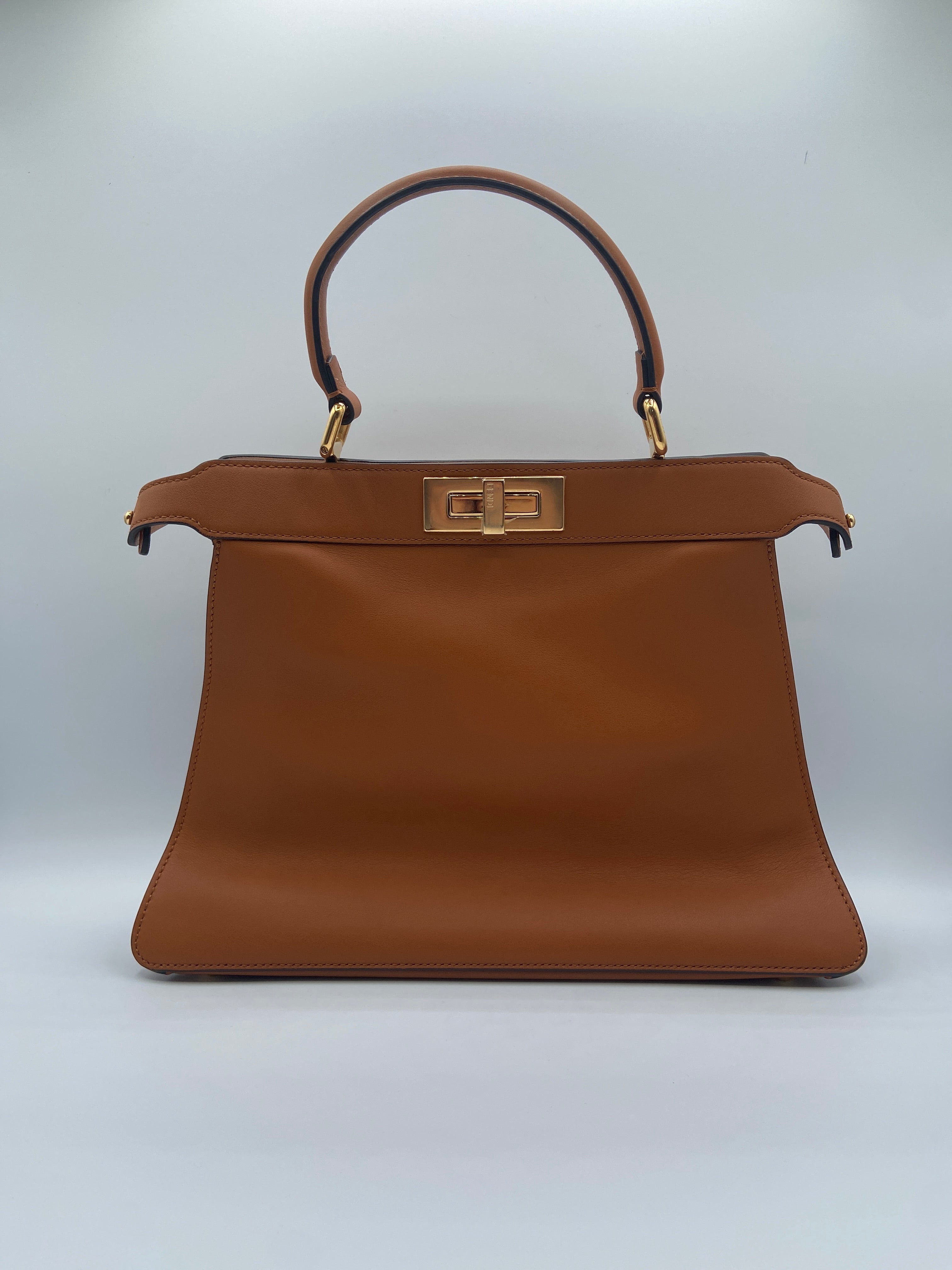 Fendi Peekaboo ISeeU – Beige Calfskin Leather Top Handle Bag