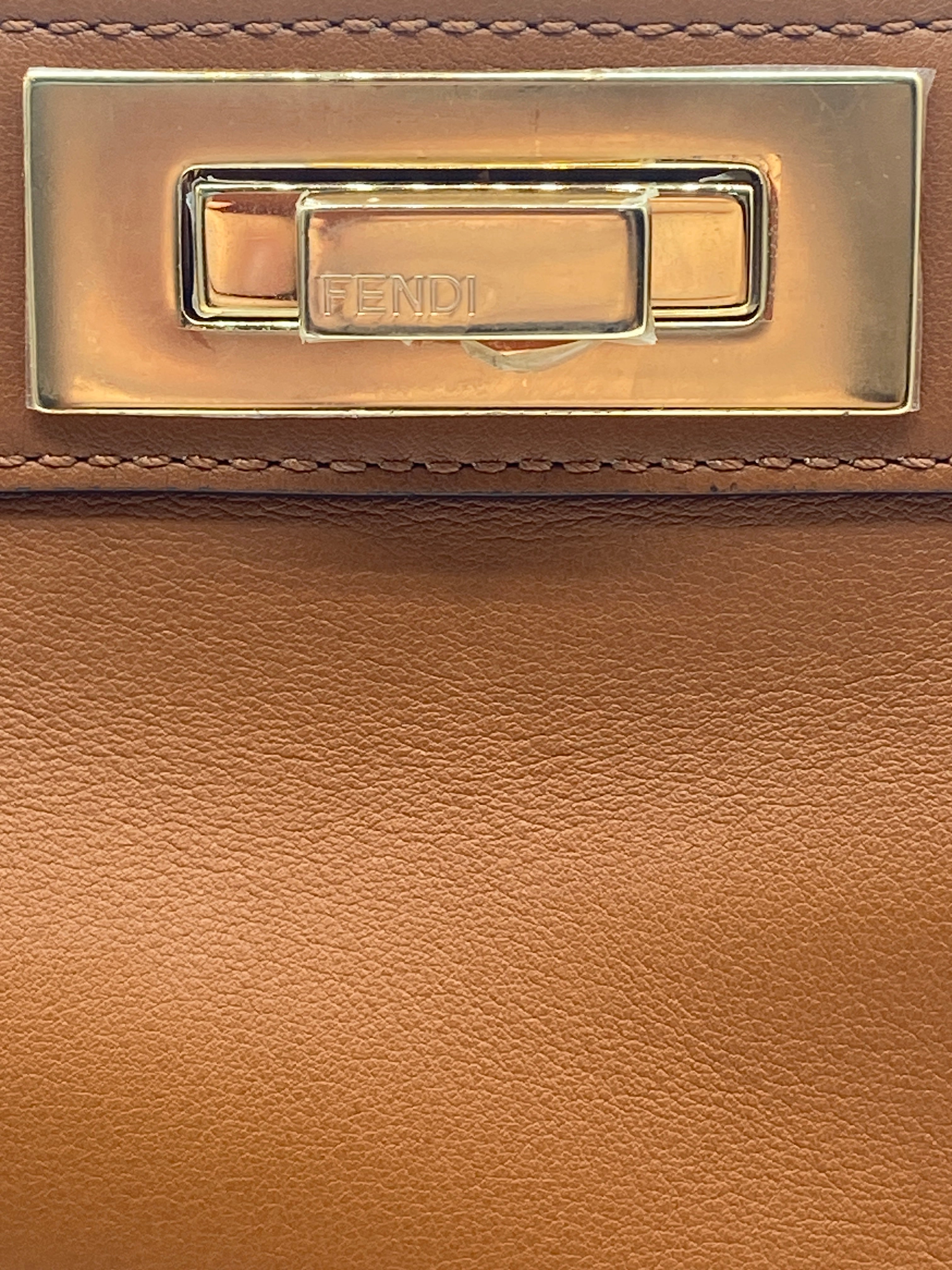Fendi Peekaboo ISeeU – Beige Calfskin Leather Top Handle Bag