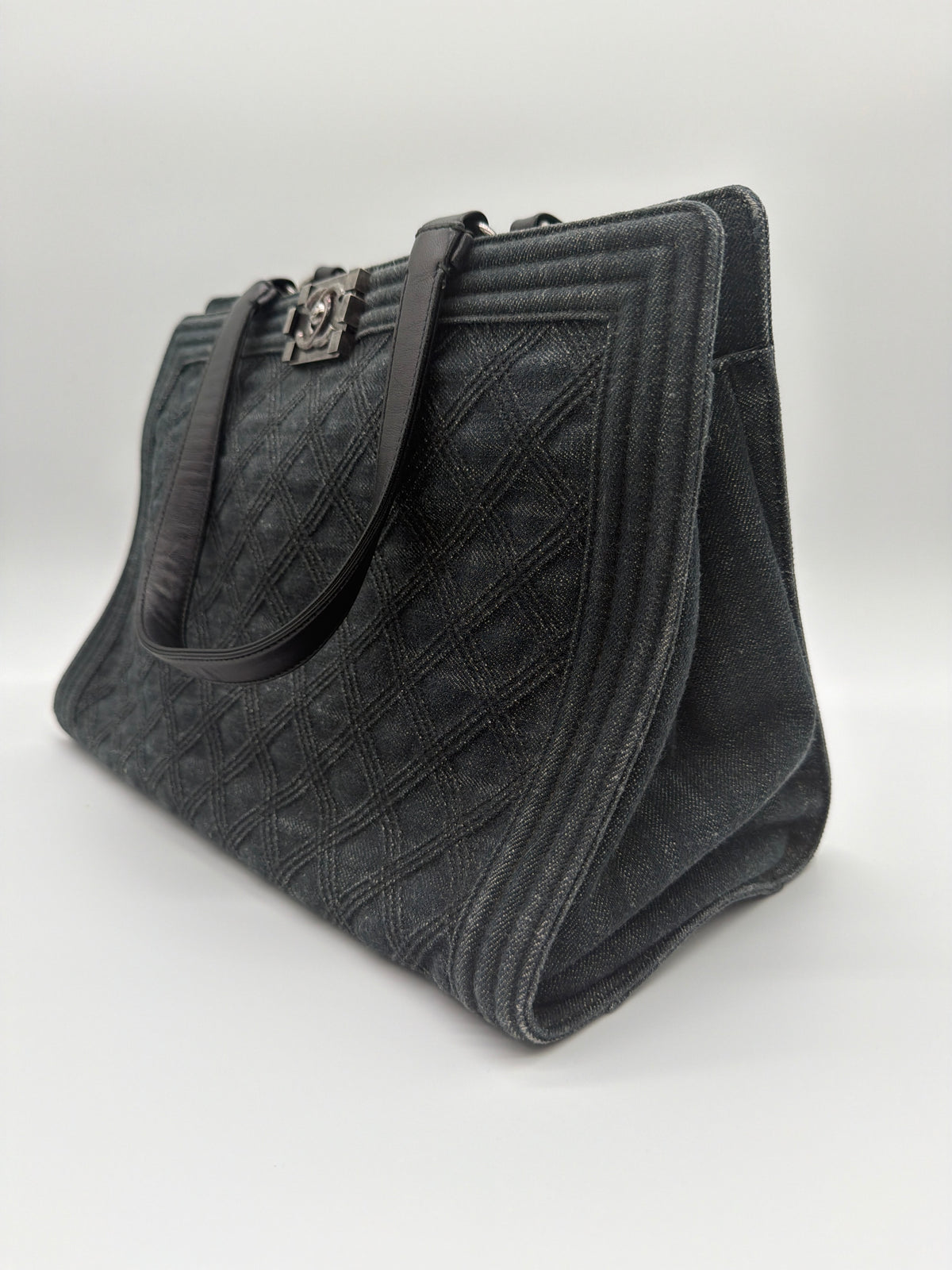 Chanel Denim Boy Shopping Tote from the 2015-2016 collection image 2