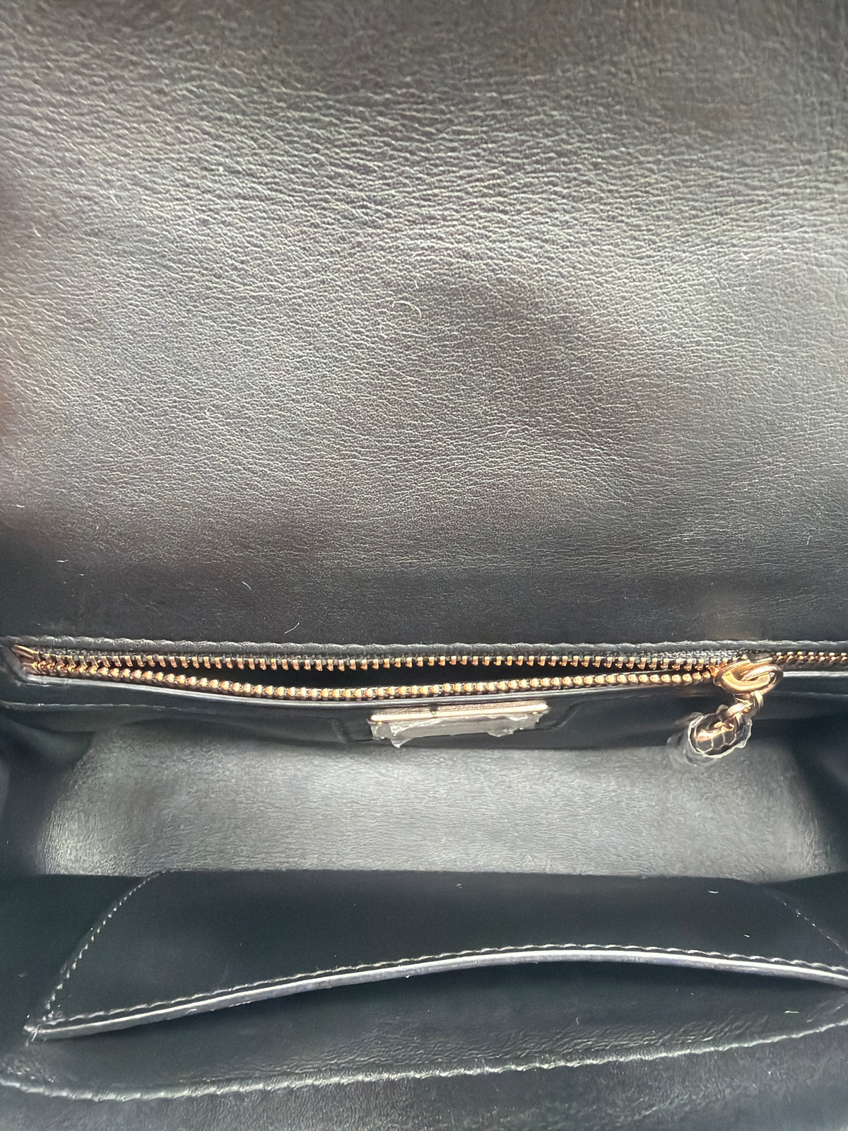 Bvlgari black quilted leather Serpenti Cabochon  image 8