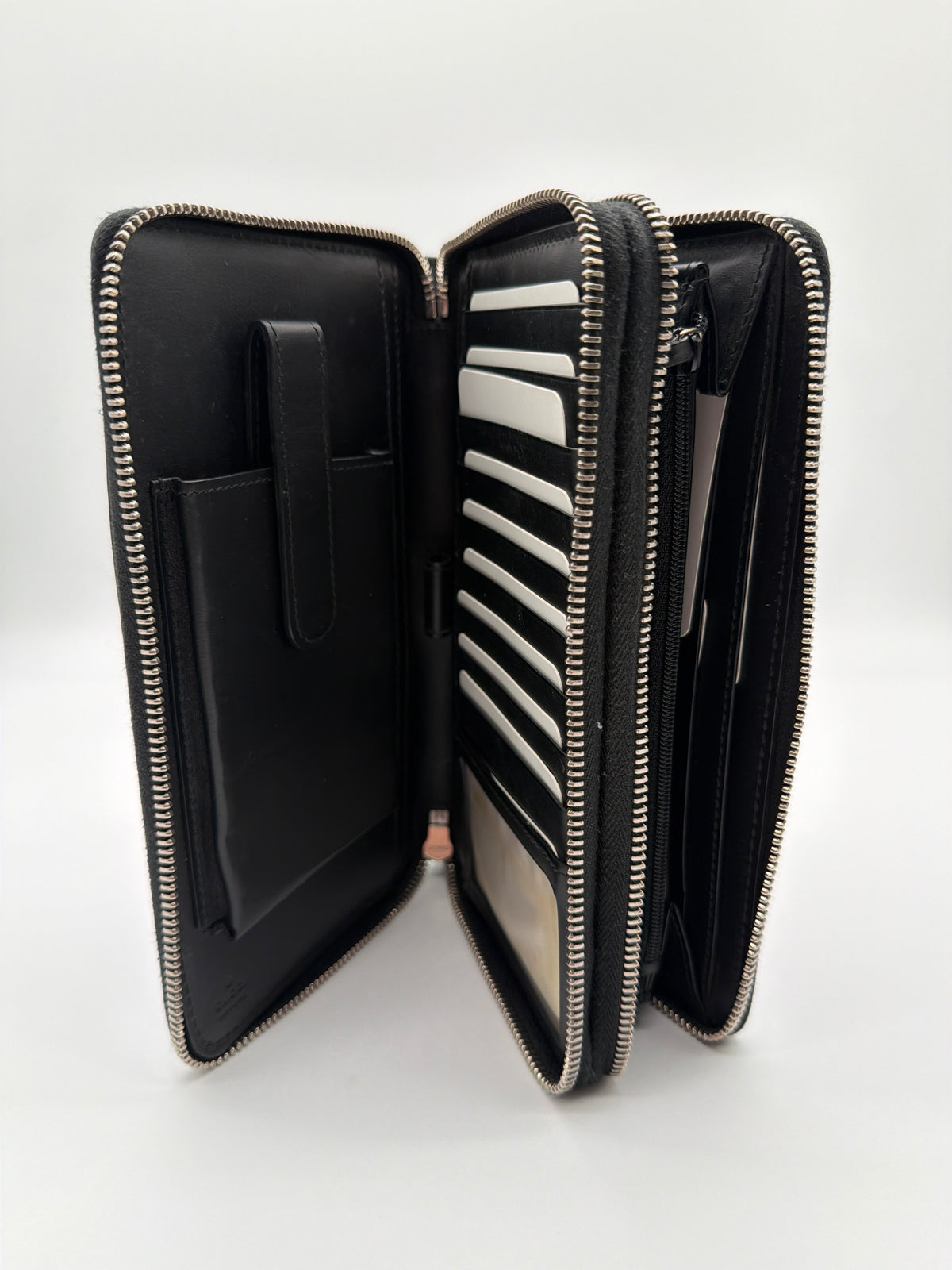 Gucci Guccissima Signature Microguccissima Bree Zip Around Wallet  image 4