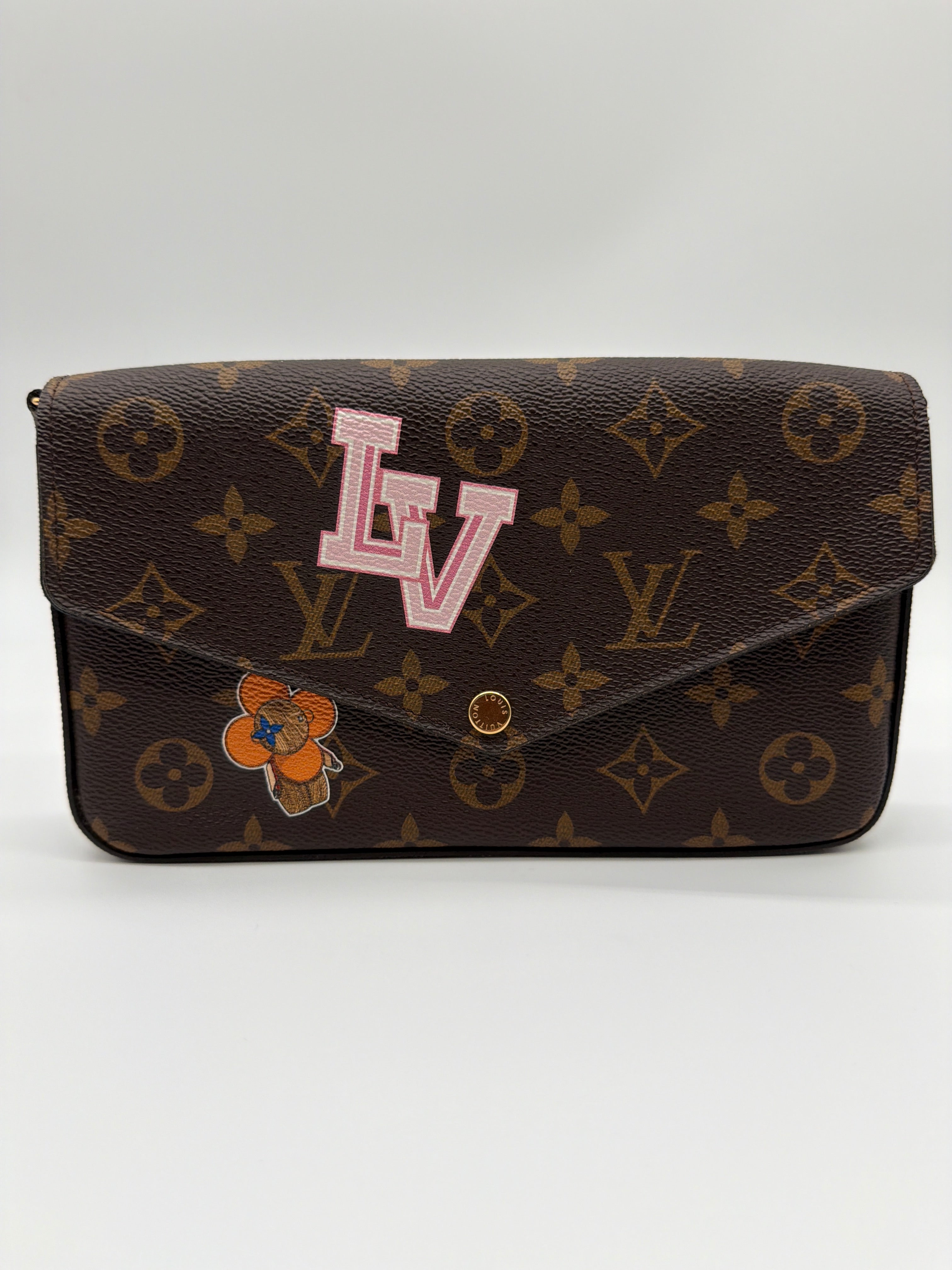  Louis Vuitton Monogram World Tour Pochette Felicie image 2