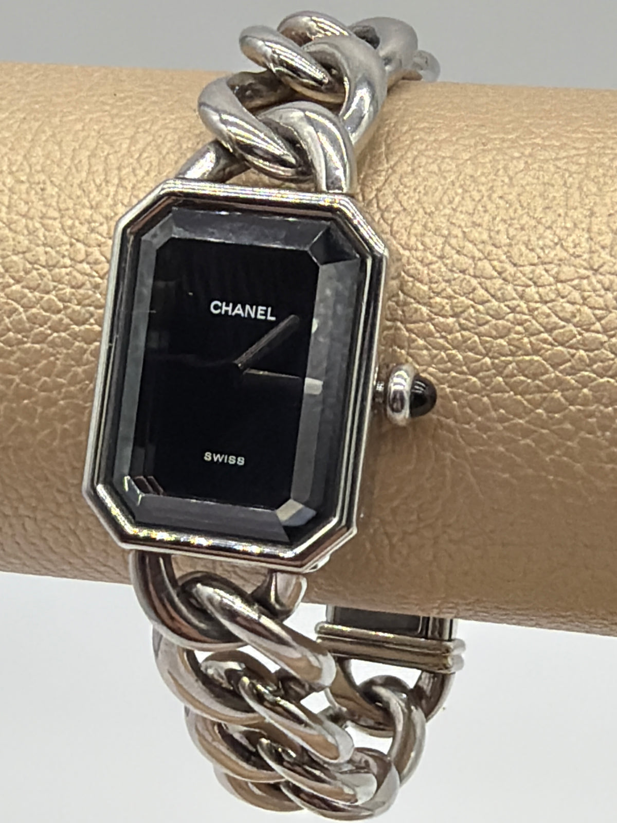 Chanel Première chain watch image 2