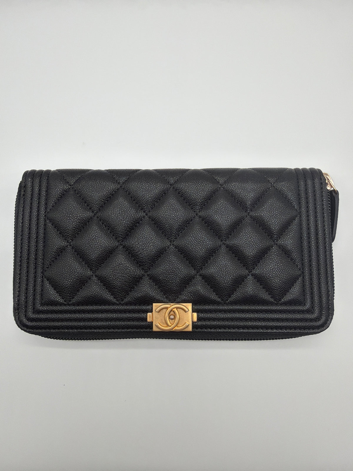  Chanel Boy Caviar Zippy Wallet image 1