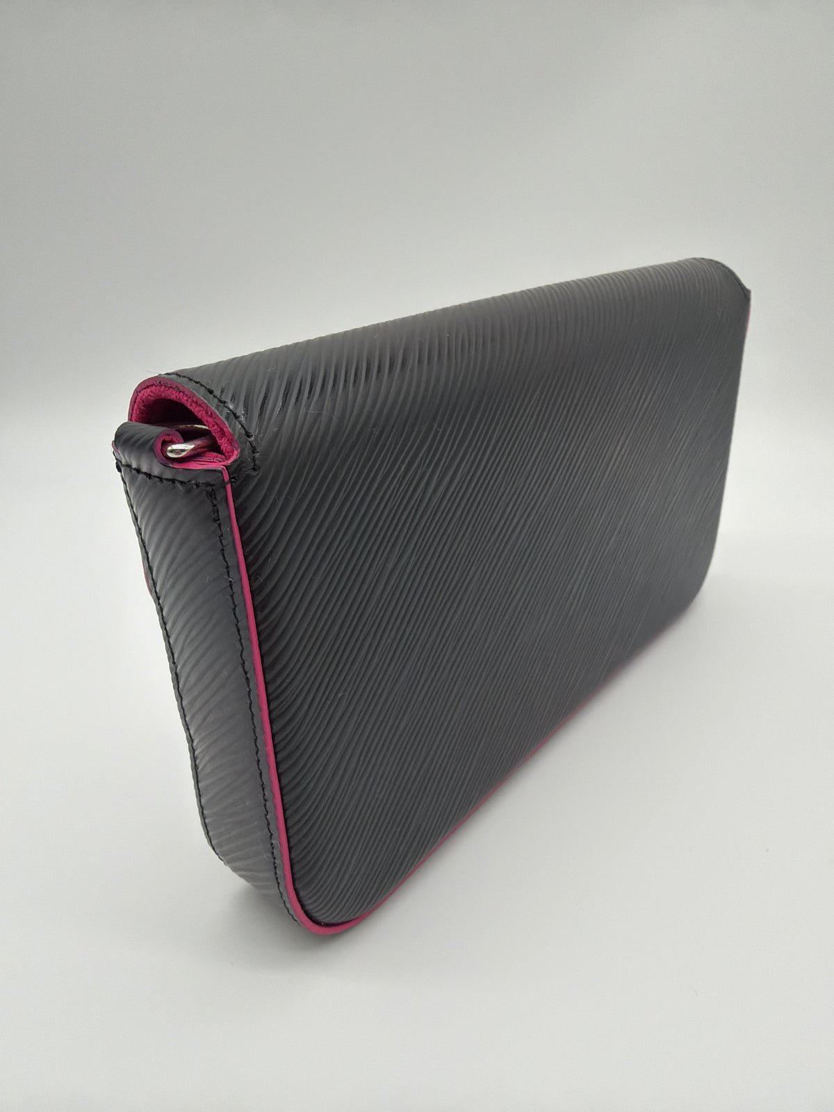 Louis Vuitton Epi Pochette Félicie in black image 4