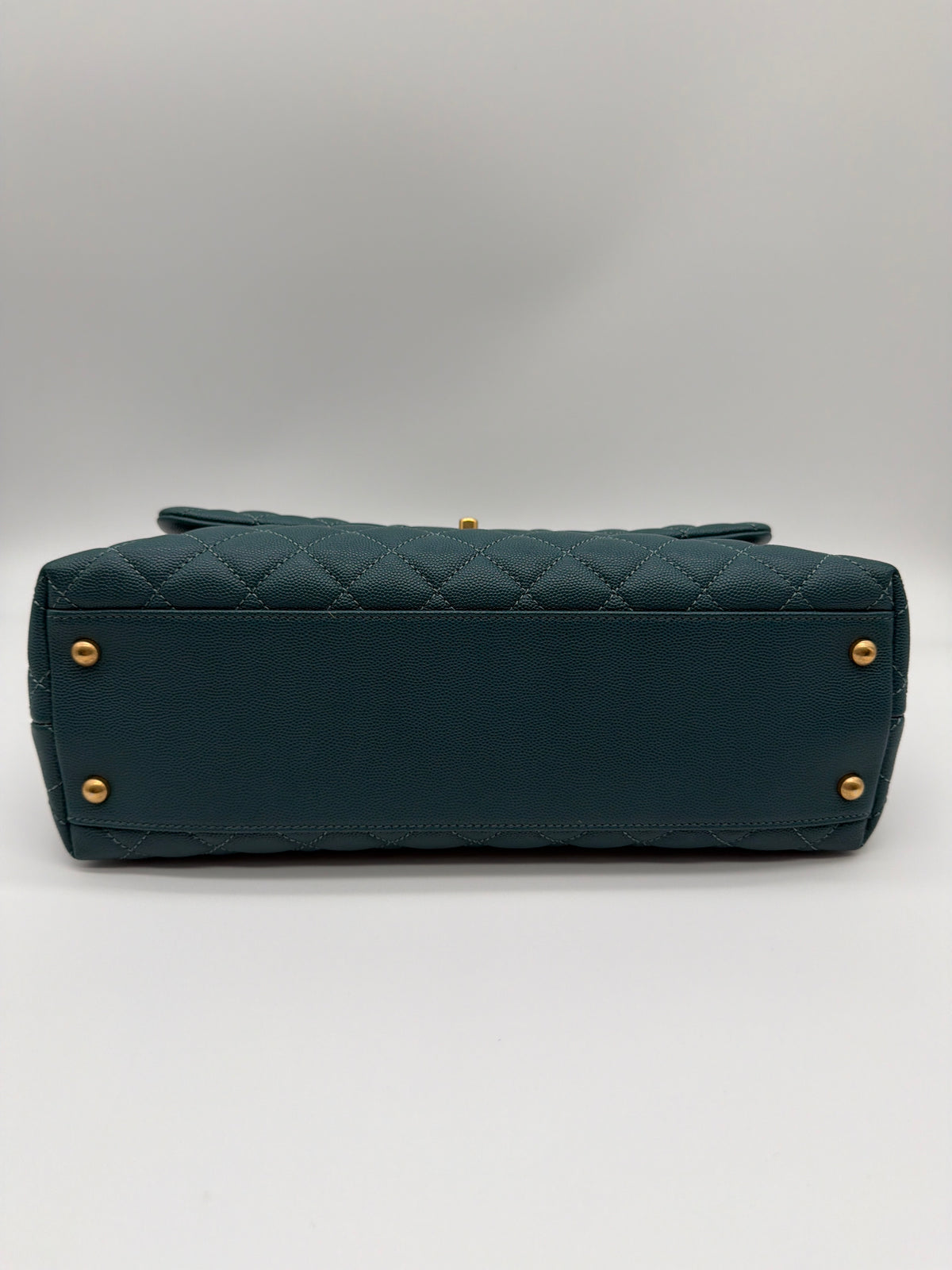 Chanel Coco in green quilted caviar with lizard-trimmed top handle image 5