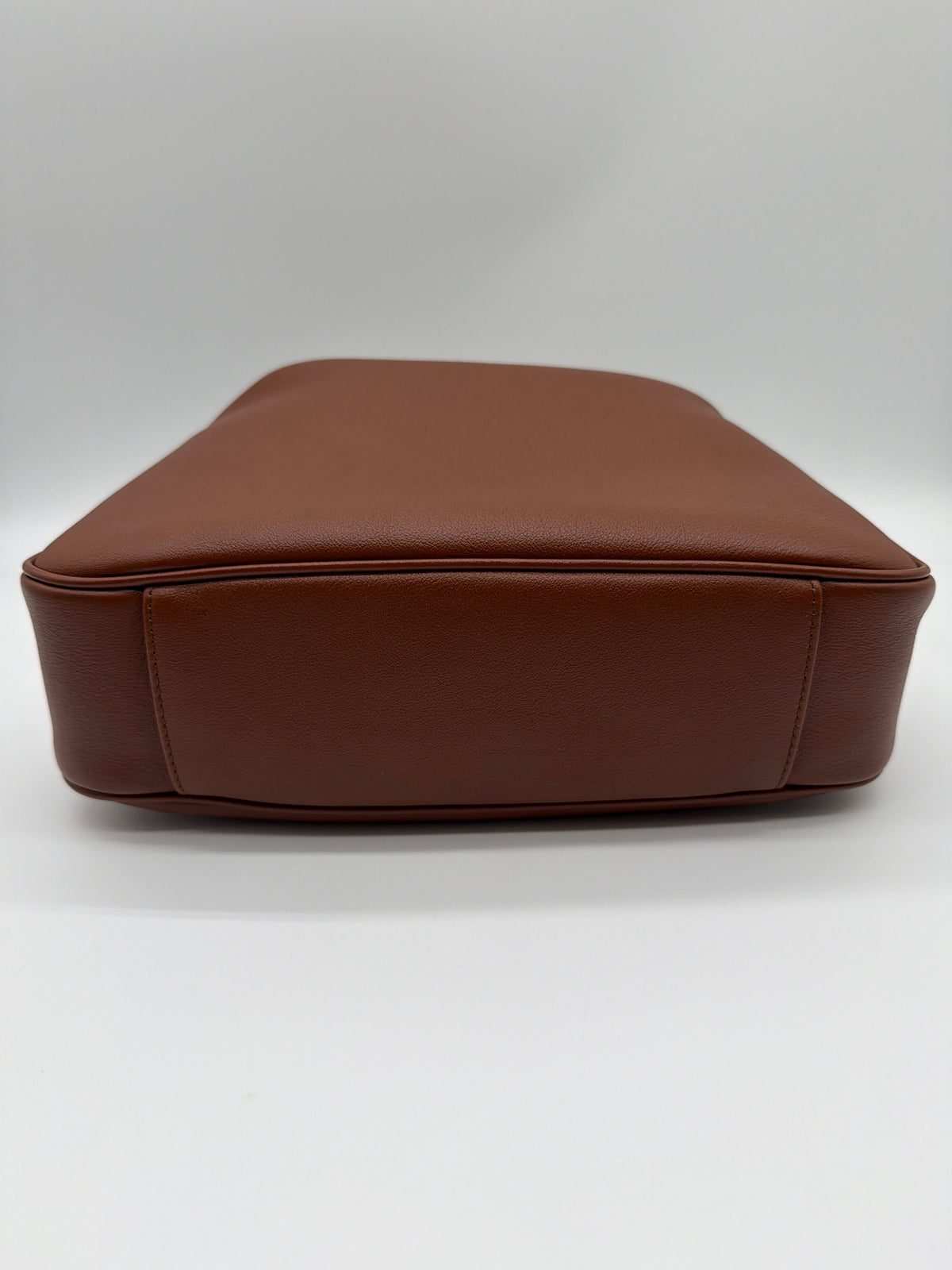 Gucci Softy Wonka Textured Dollar Calfskin Small Diana image 5