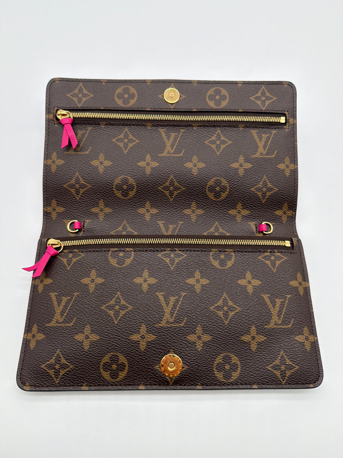 Louis Vuitton Weekend Pochette from the 2018 Christmas Animation collection image 4