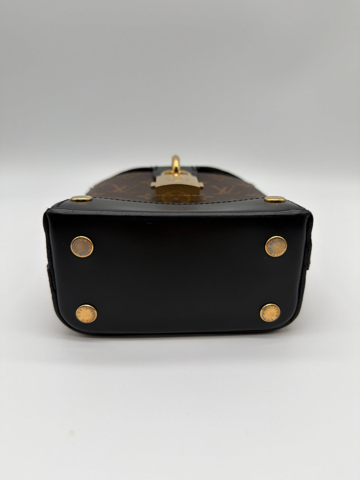 Louis Vuitton Bento Box — image 5