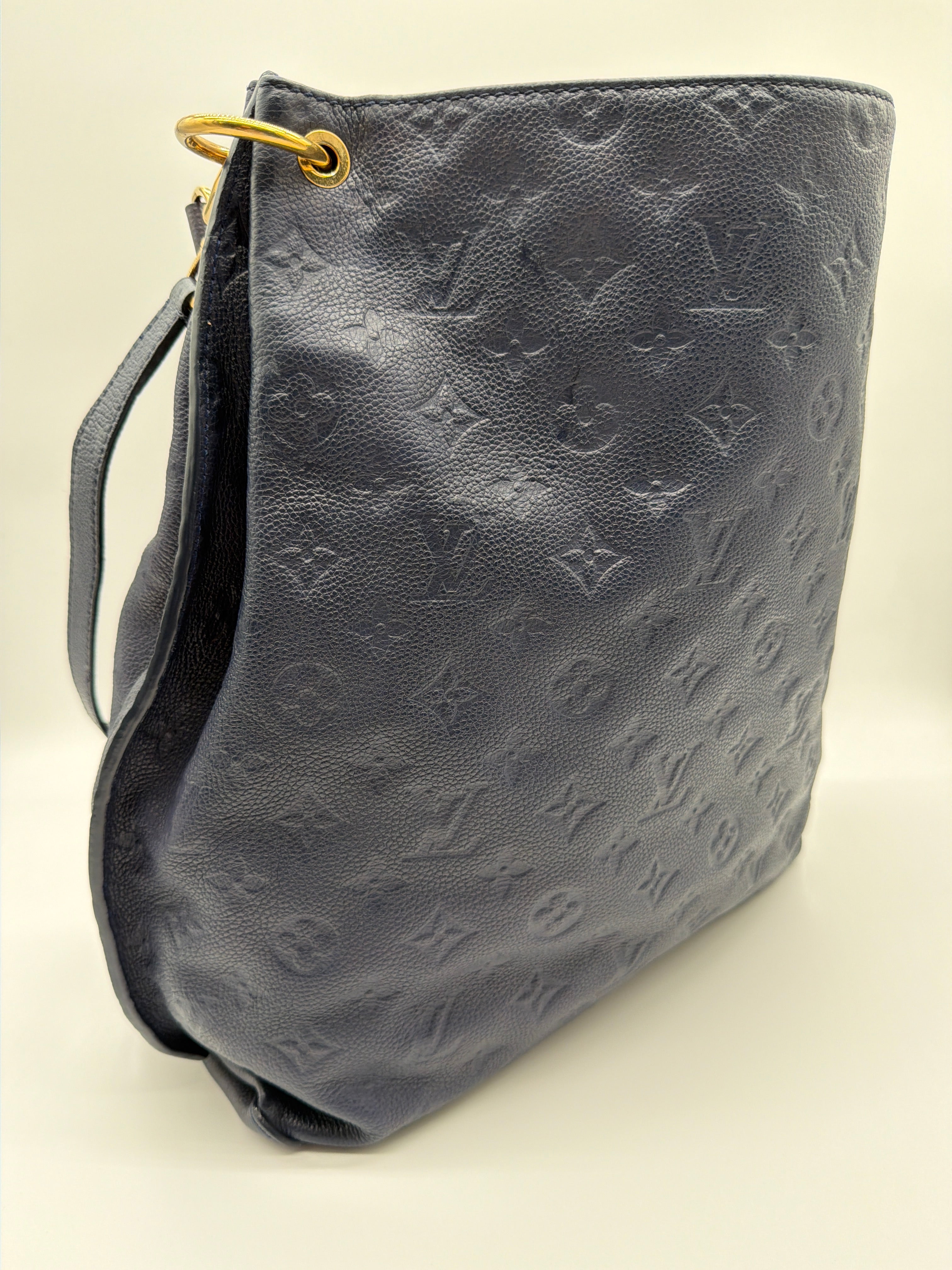 Louis Vuitton Hobo Métis in dark navy blue - image 3