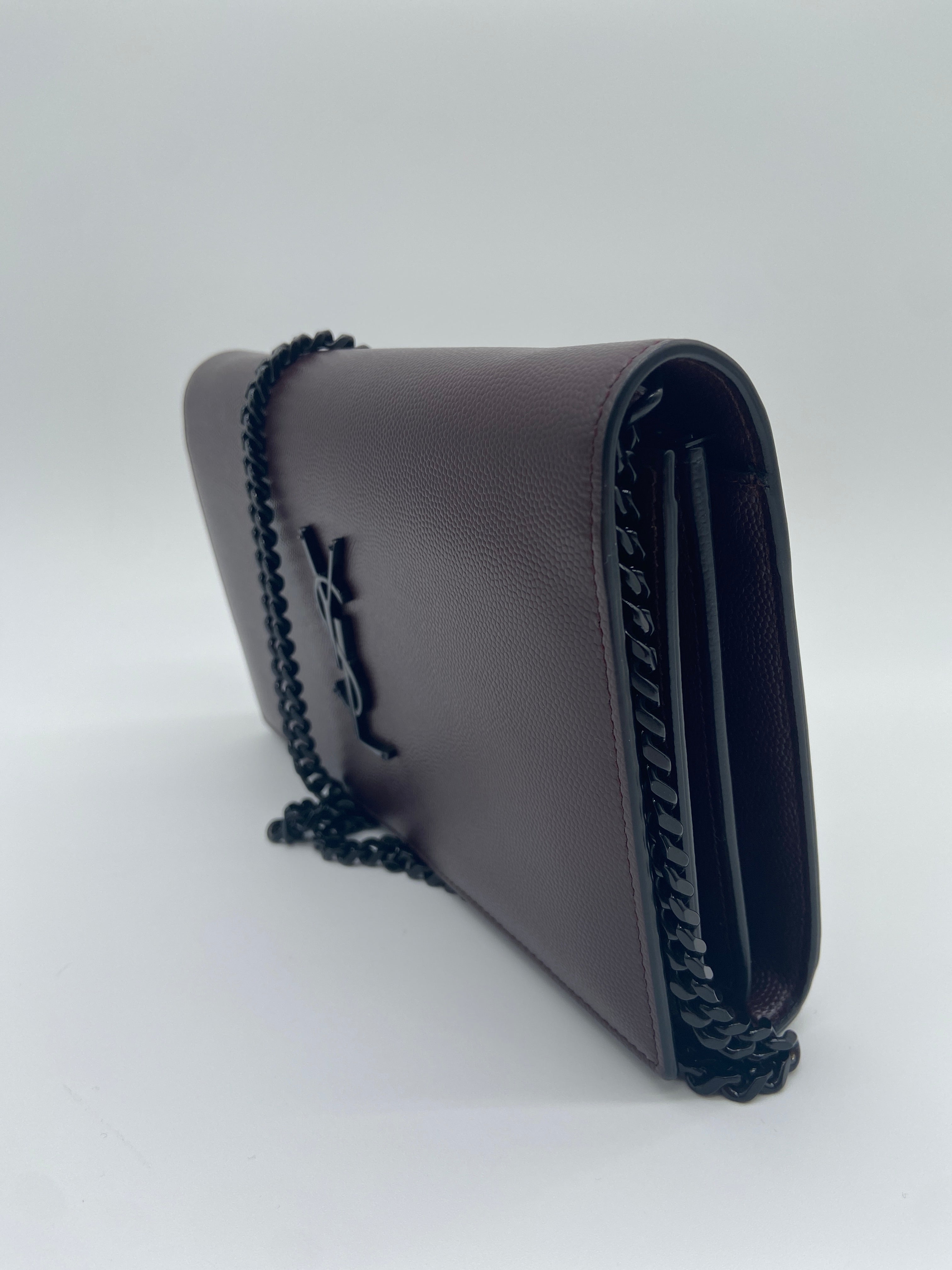 Saint Laurent Kate monogram bag in burgundy grain de poudre embossed leather — image 2