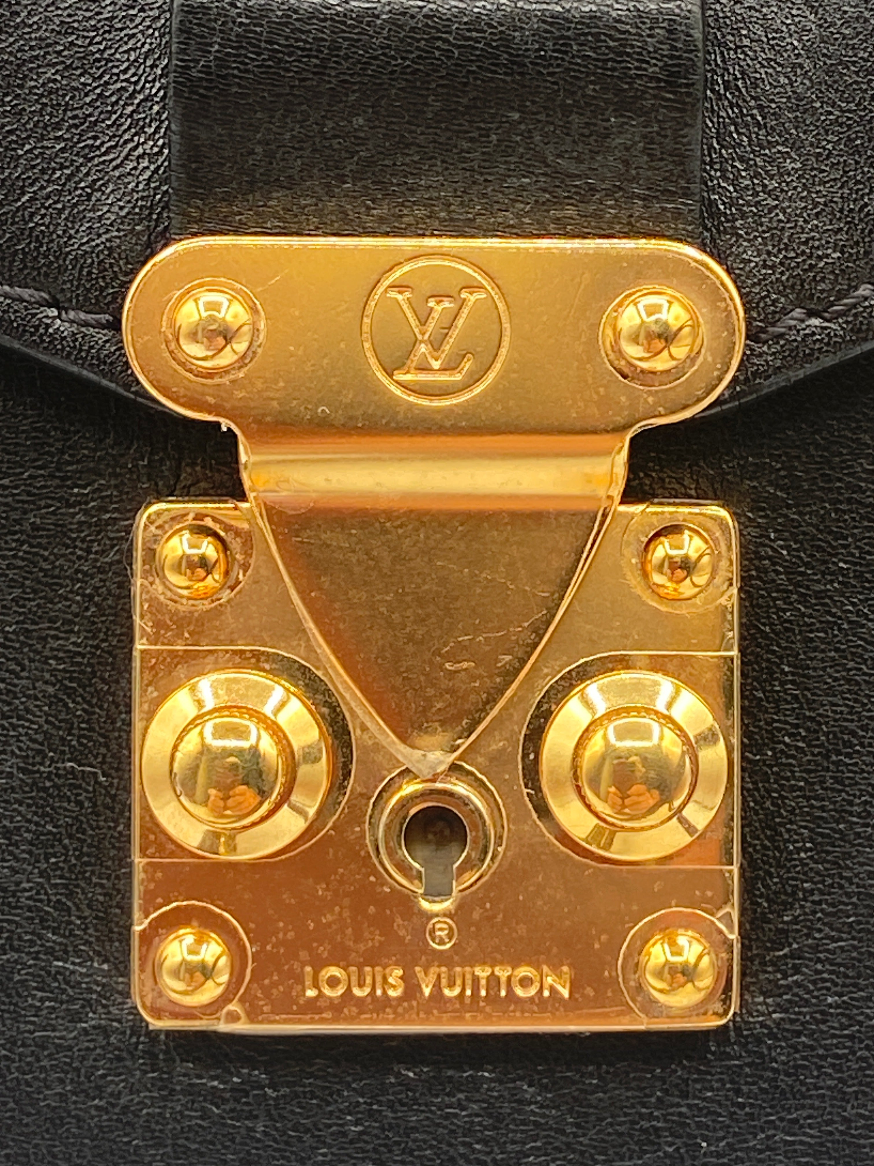 Louis Vuitton Pochette Métis – Monogram Limited Edition