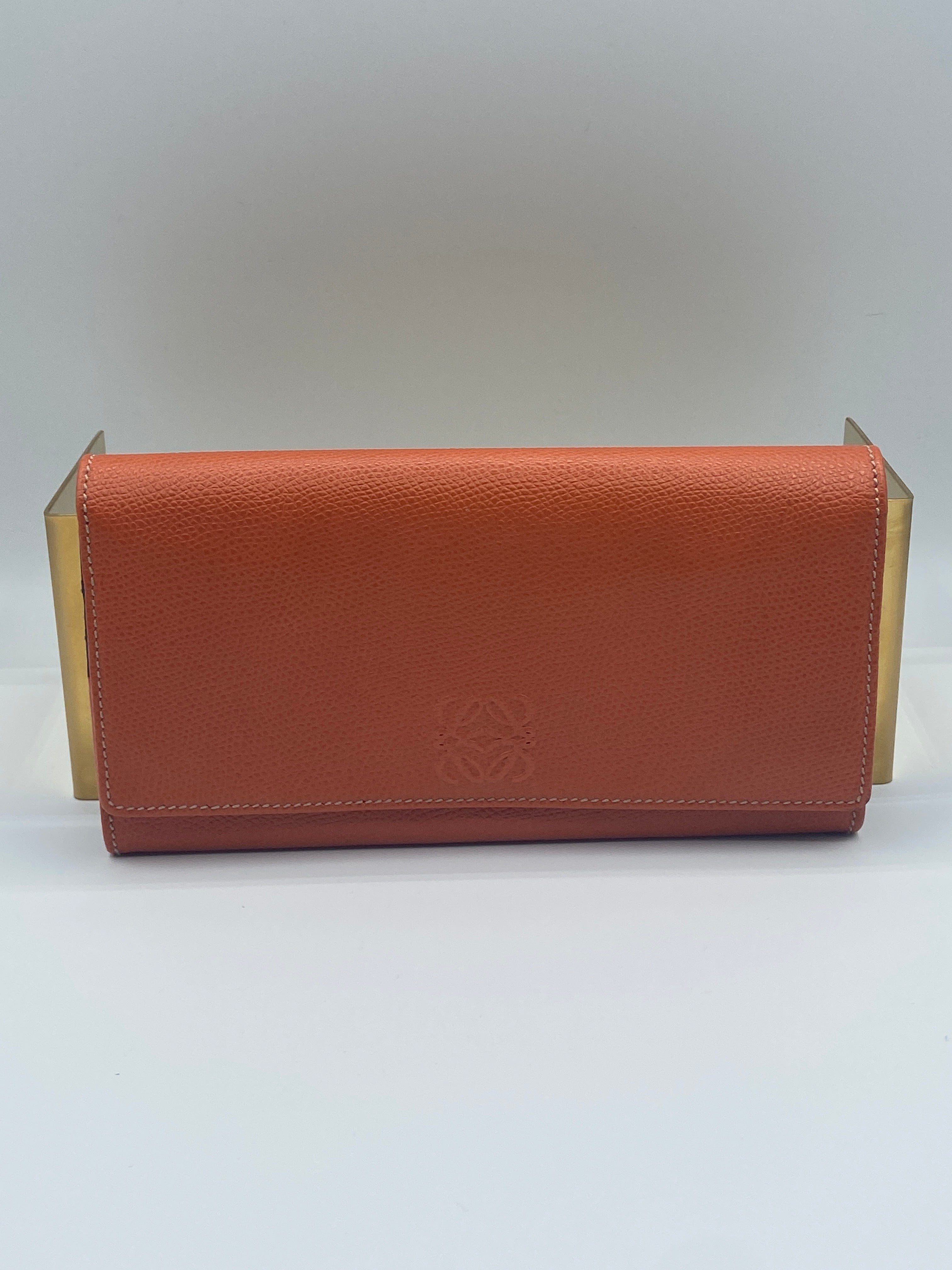 Loewe Snappy Wallet – Apricot Leather