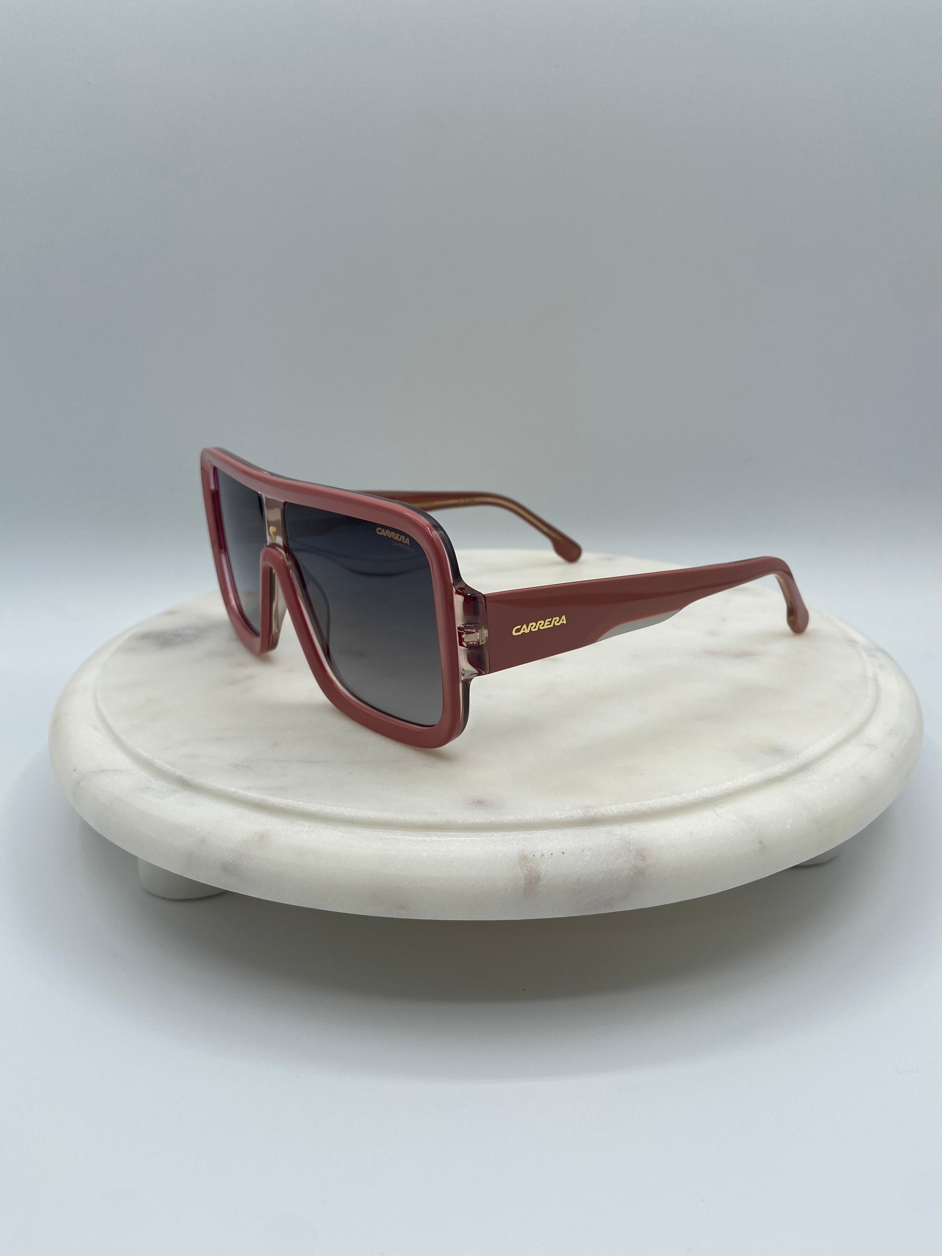 Carrera Oversized Square Sunglasses – Red Frame with Gradient Lenses