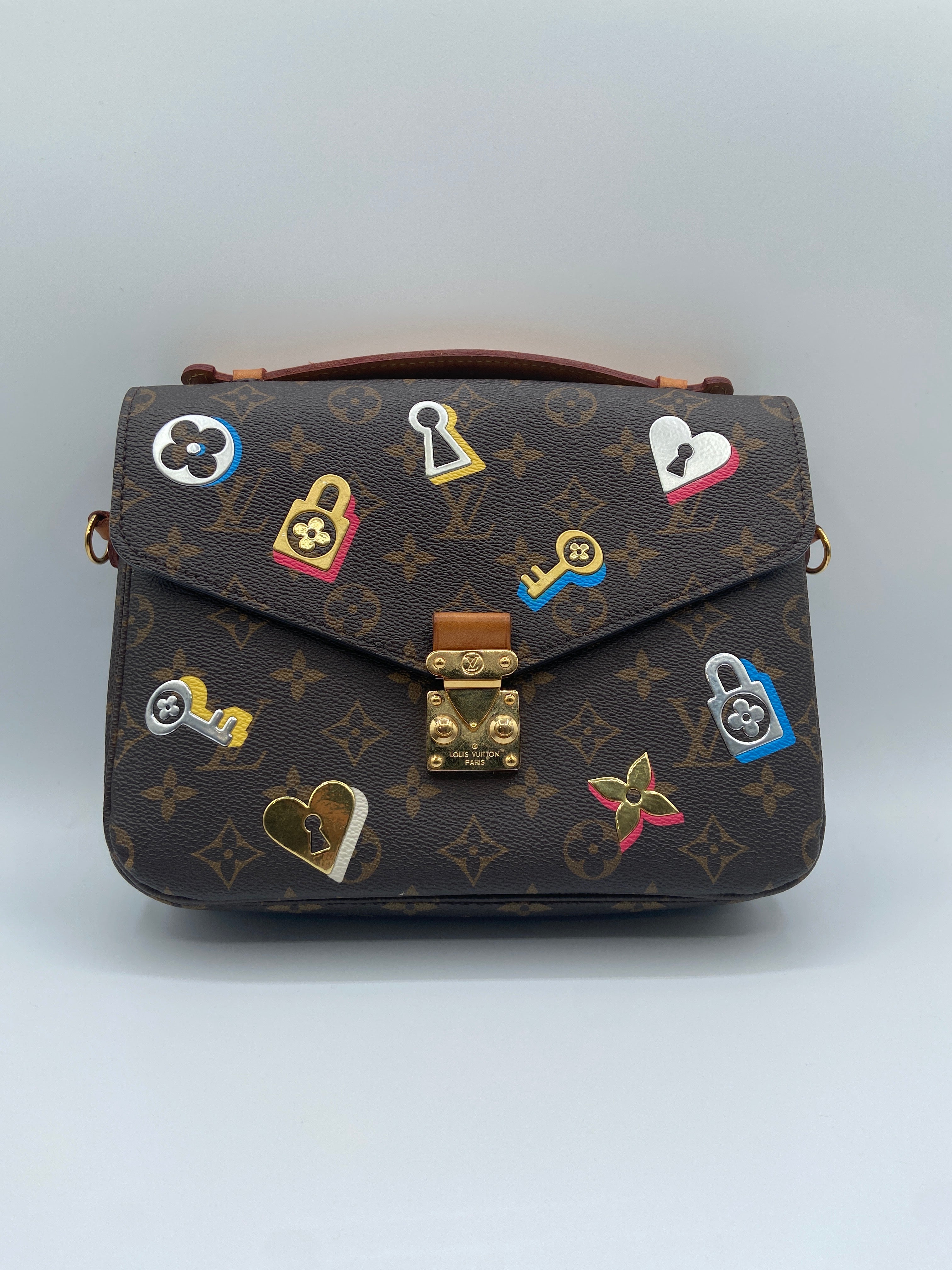 Louis Vuitton Monogram Love Lock Pochette Métis – Limited Edition