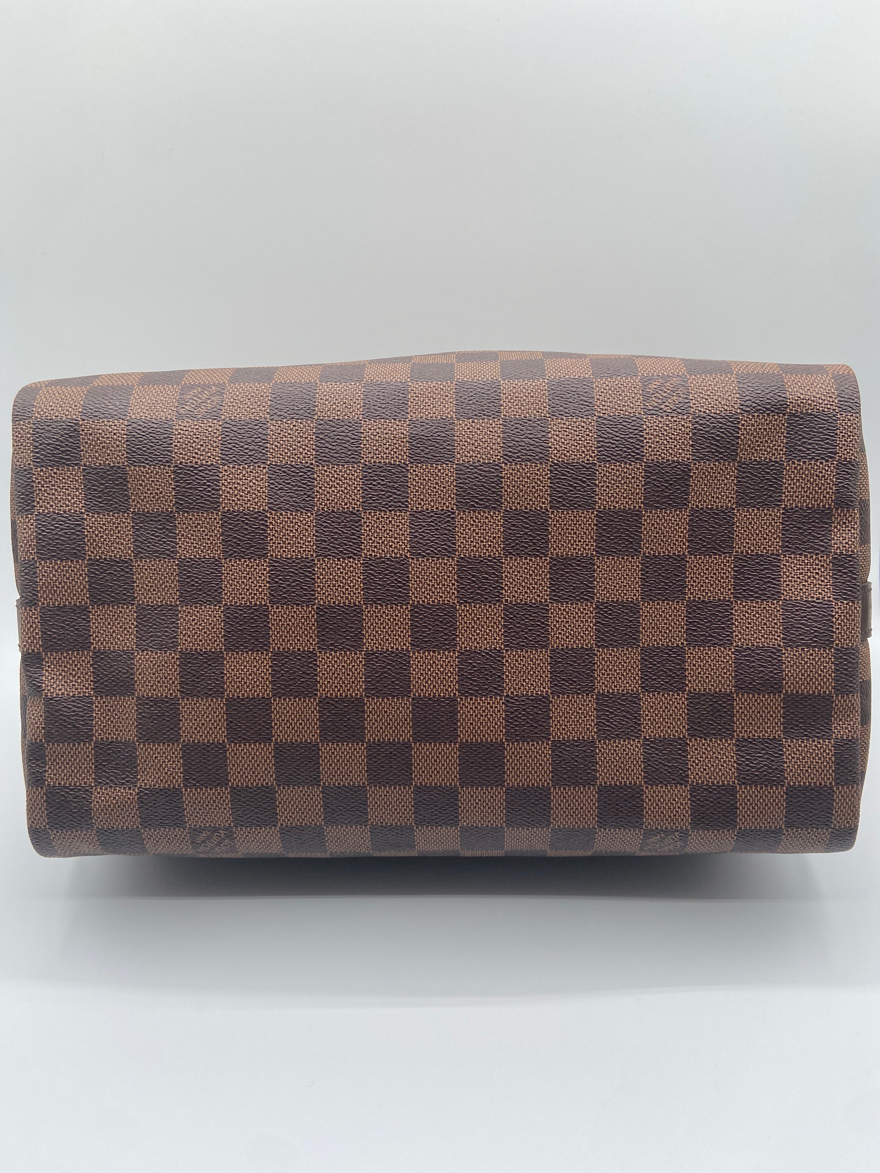 Pre-owned Louis Vuitton Speedy Bandoulière 30 in Damier Ebene with Gold Hardware (Entrupy Certified)