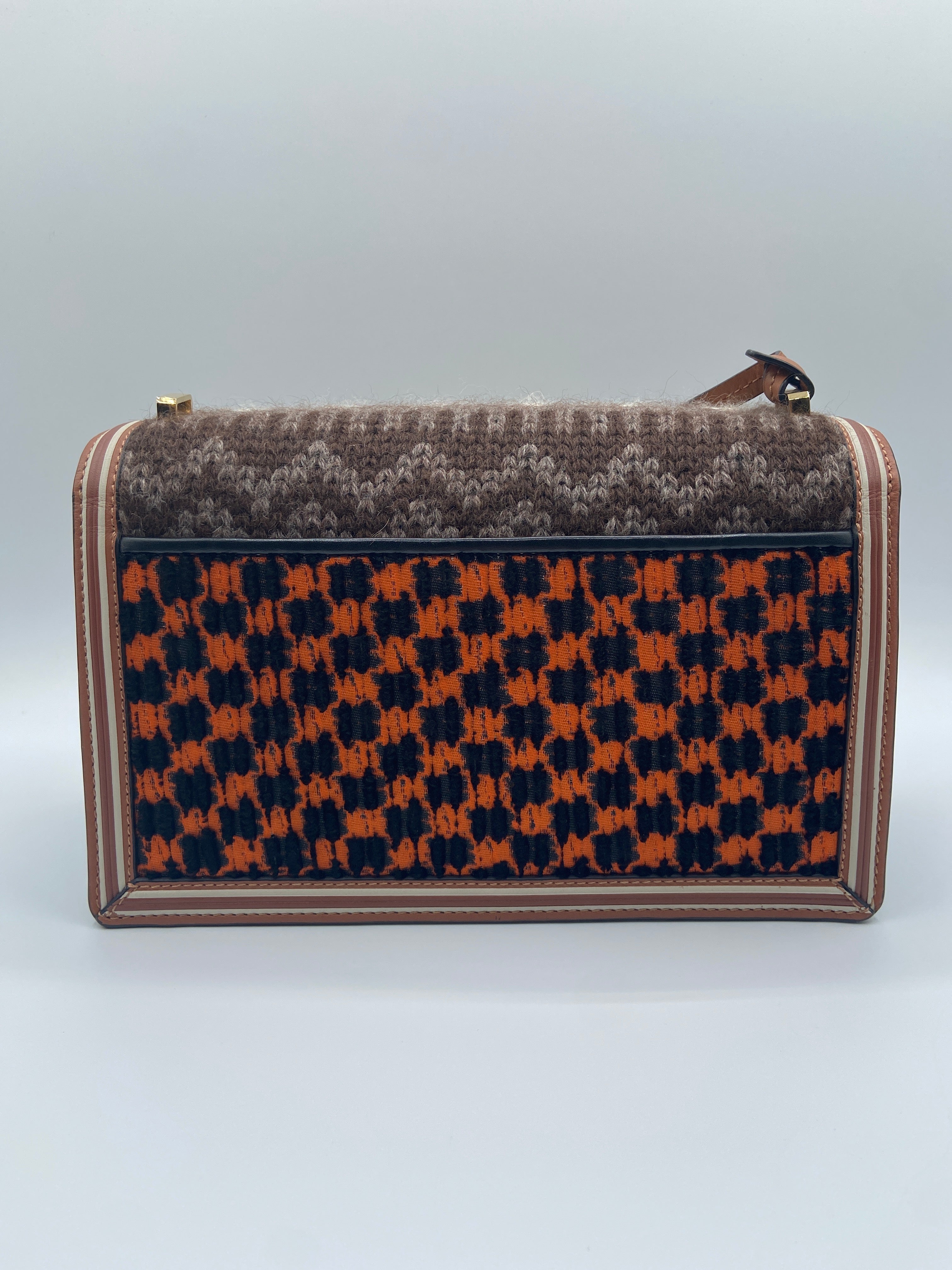 Pre-owned Loewe Puzzle Wallet on Chain in Tan Leather with Knit Wool Panel (Entrupy Certified)